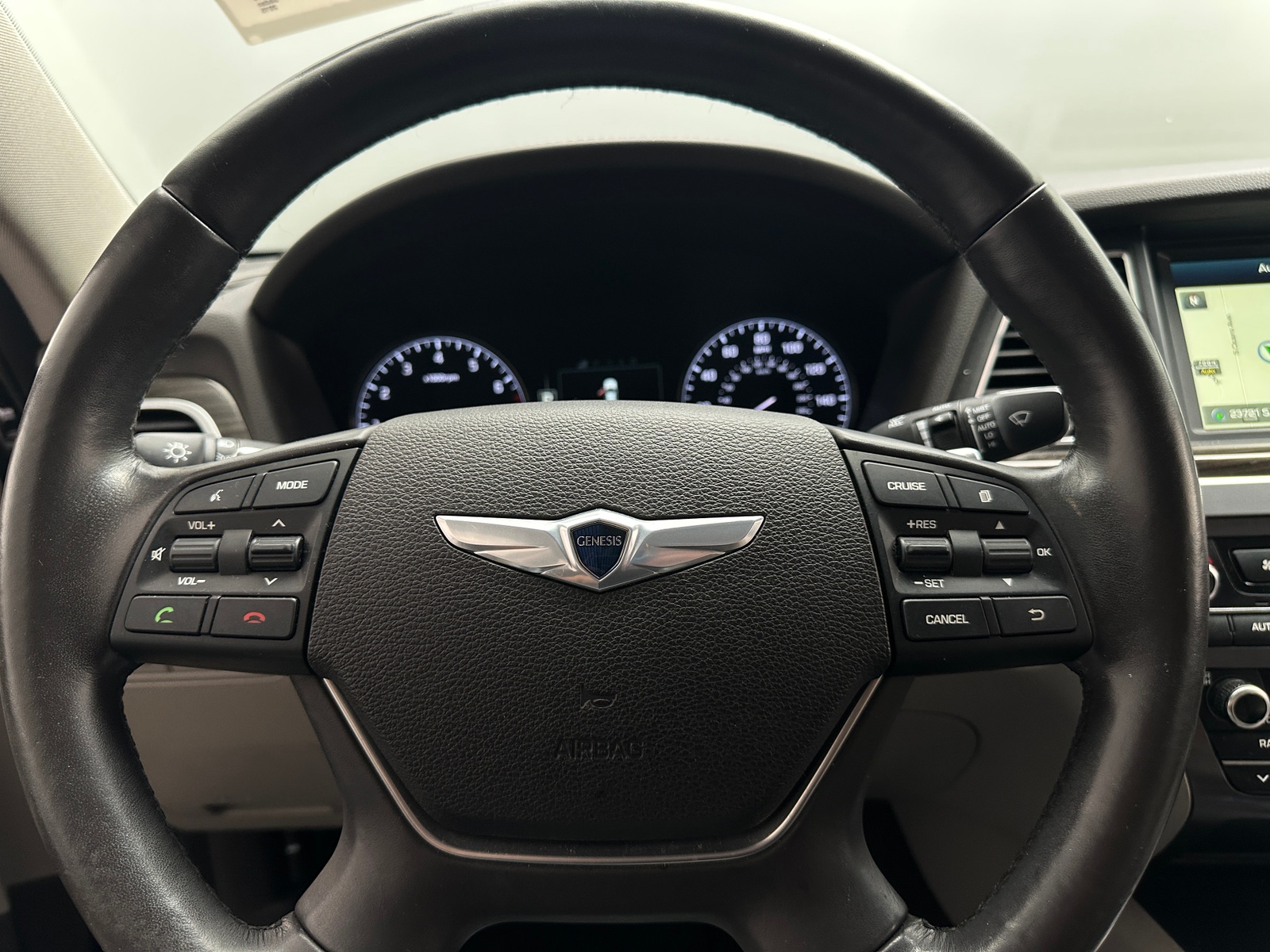 Thumbnail: 2015 Hyundai Genesis - 4