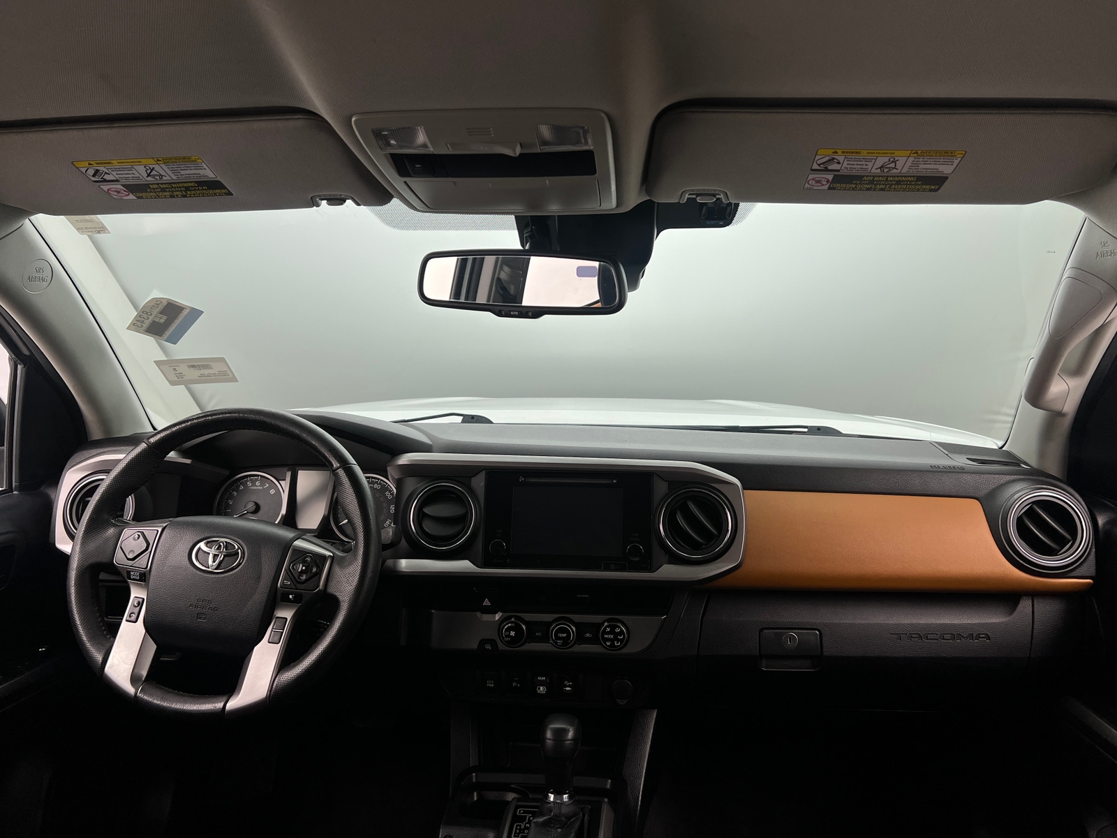 Thumbnail: 2018 Toyota Tacoma - 3