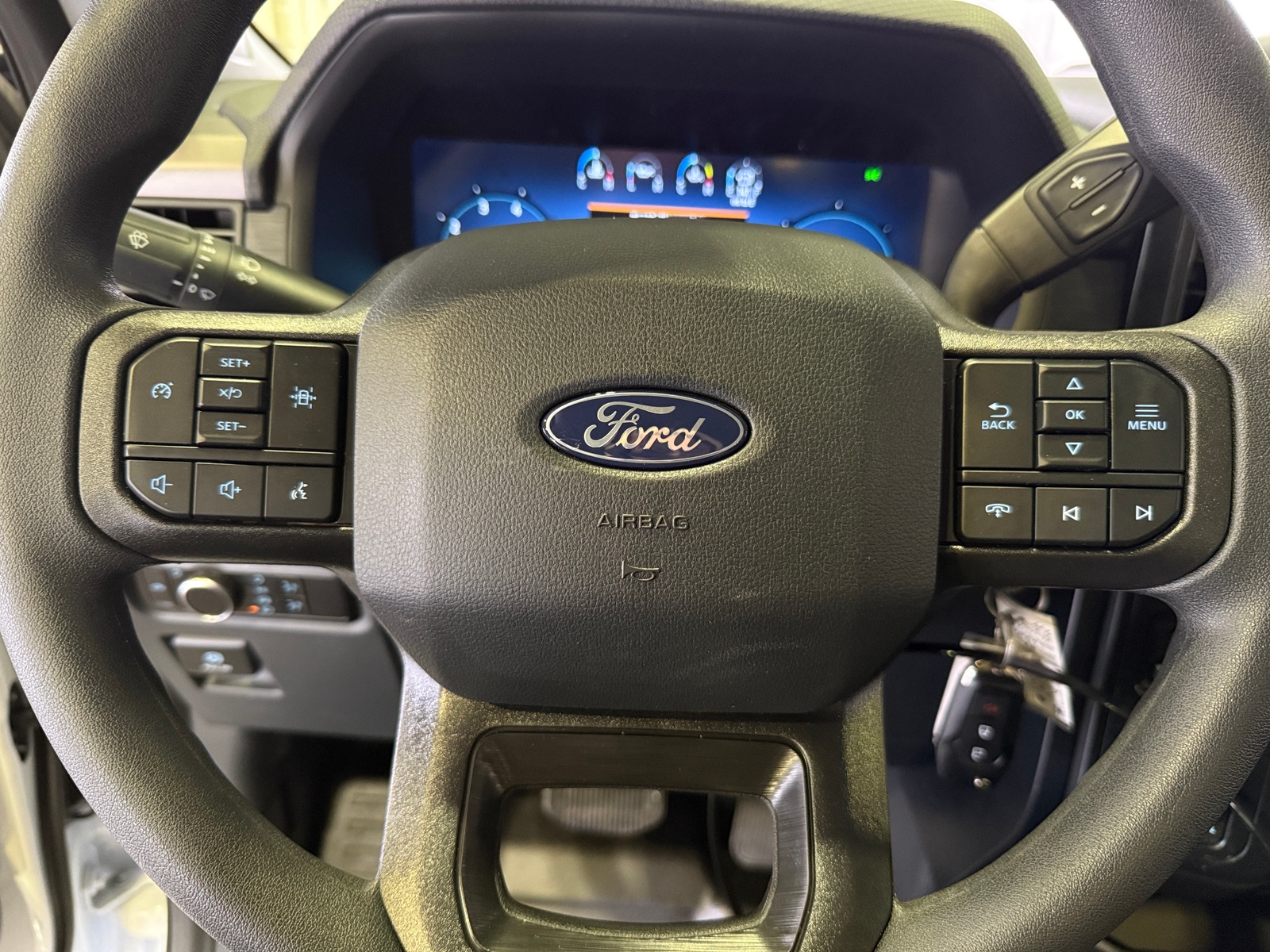 Thumbnail: 2025 Ford Econoline - 5
