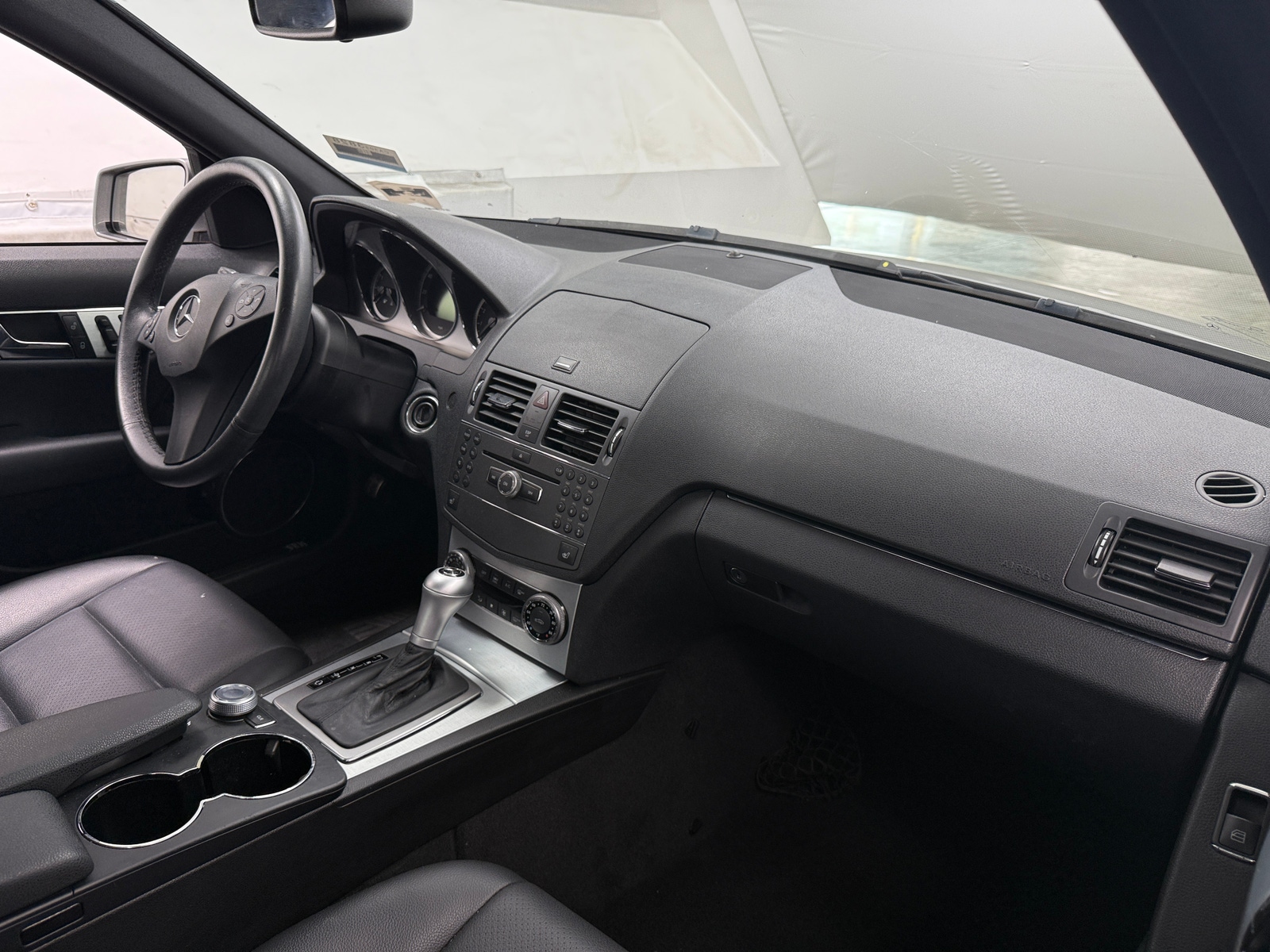 Thumbnail: 2010 Mercedes-Benz C-Class - 2