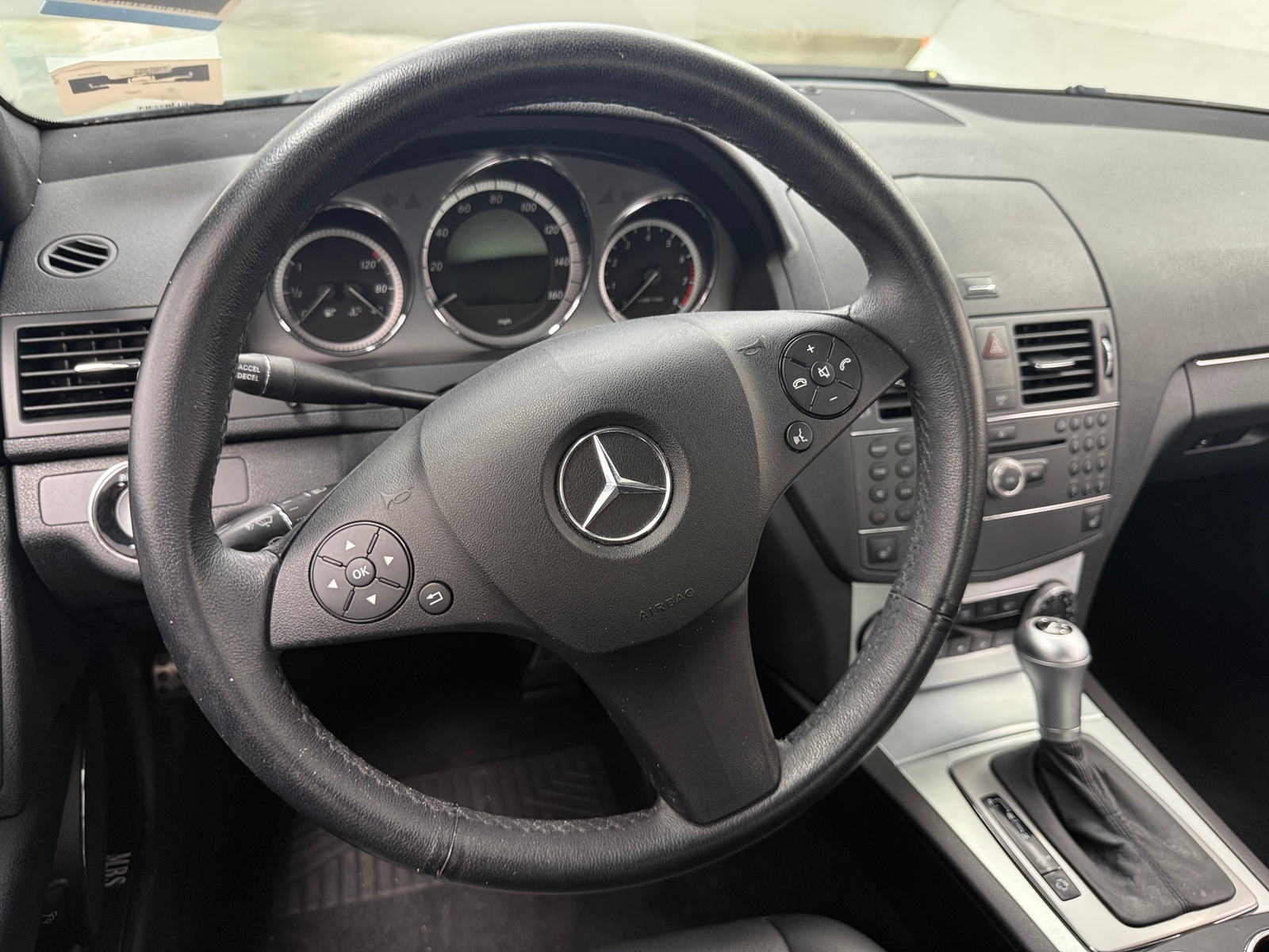 Thumbnail: 2010 Mercedes-Benz C-Class - 4