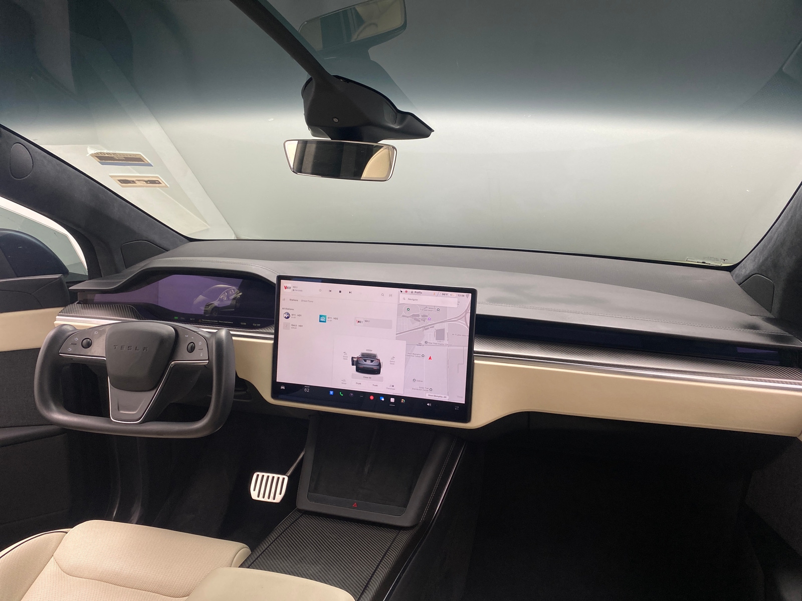 Thumbnail: 2022 Tesla Model X - 2