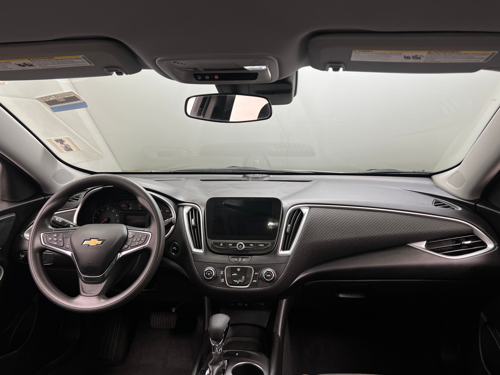 Thumbnail: 2023 Chevrolet Malibu - 3