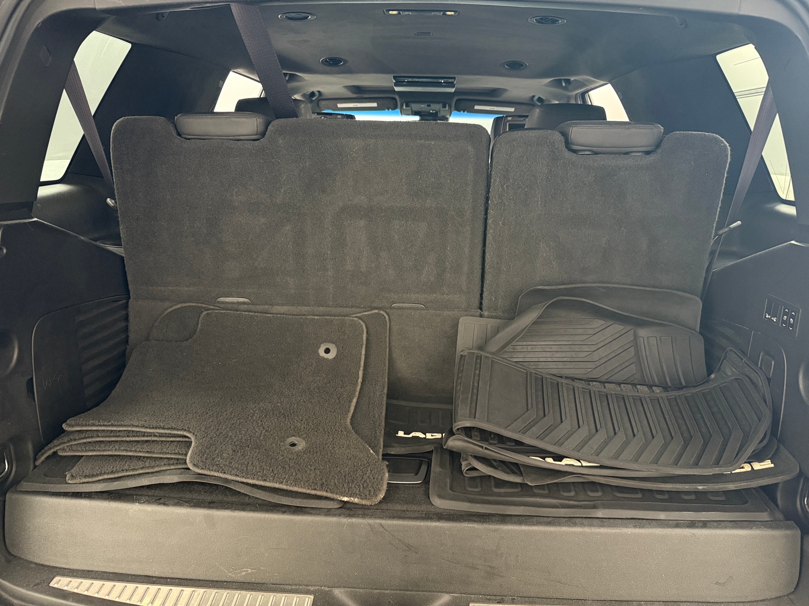 Thumbnail: 2016 Cadillac Escalade - 6