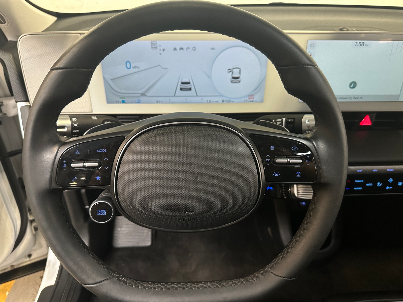 Thumbnail: 2023 Hyundai Ioniq 5 - 4