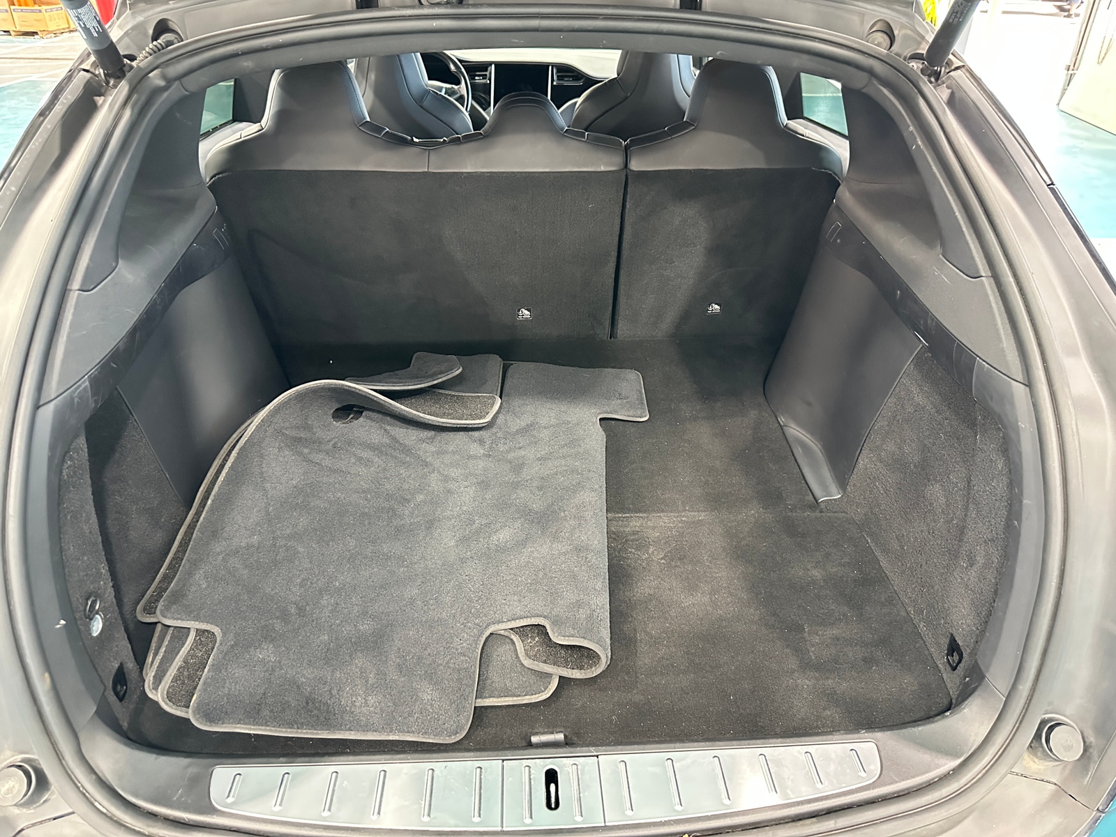 Thumbnail: 2018 Tesla Model X - 6
