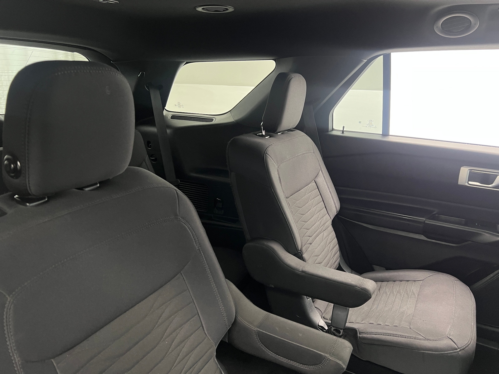 Thumbnail: 2020 Ford Explorer - 6
