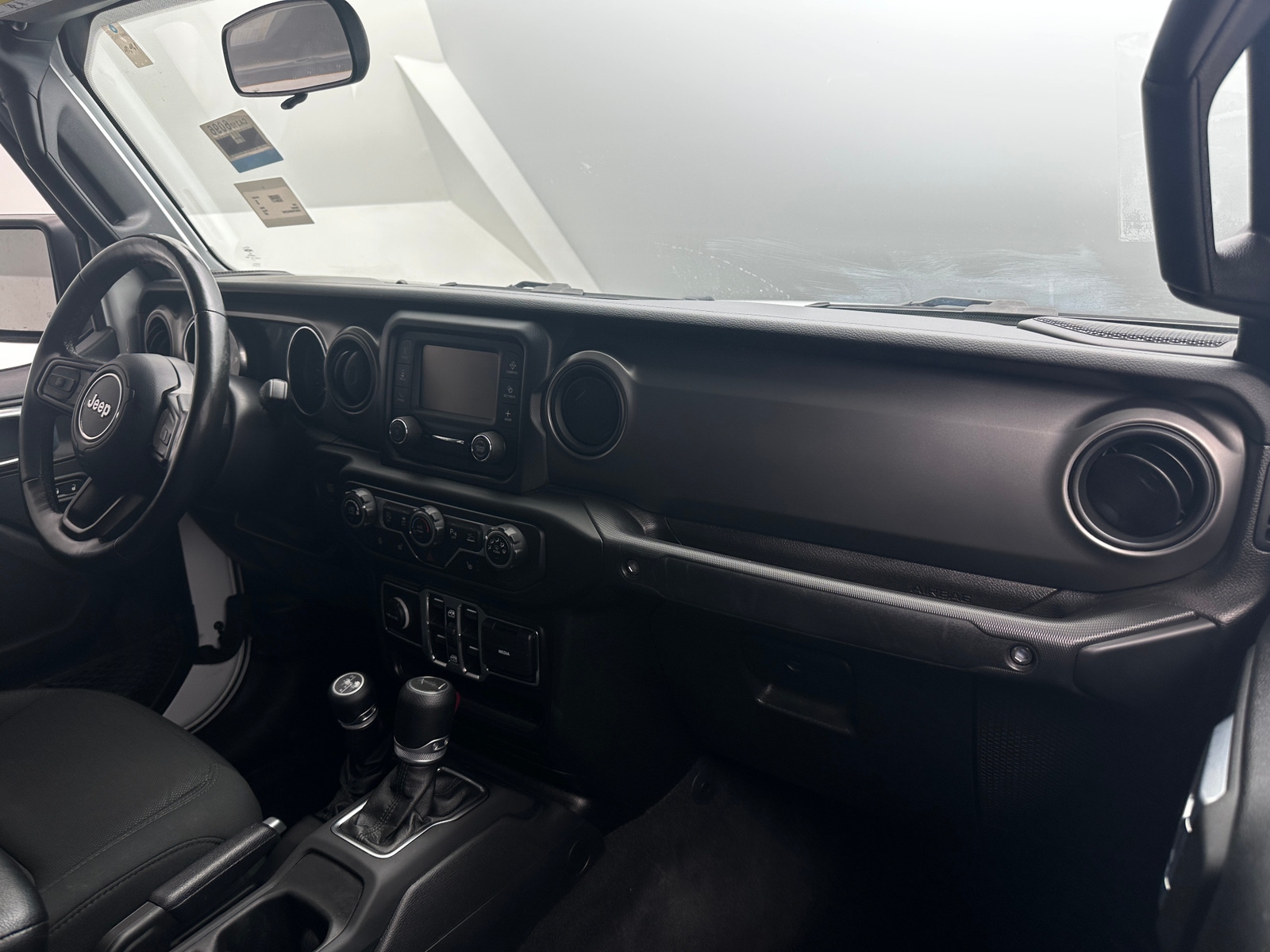 Thumbnail: 2021 Jeep Gladiator - 3