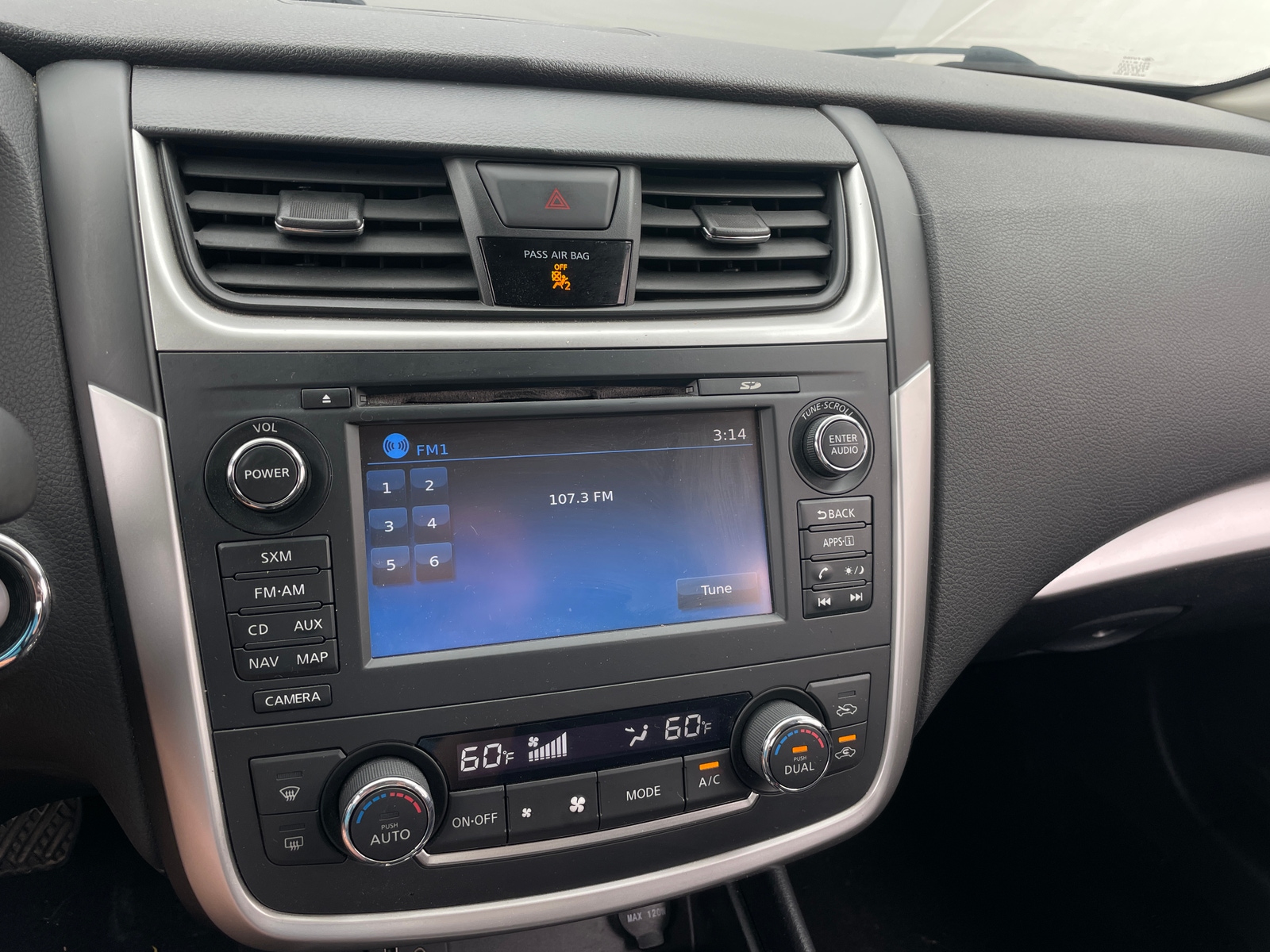 Thumbnail: 2016 Nissan Altima - 4