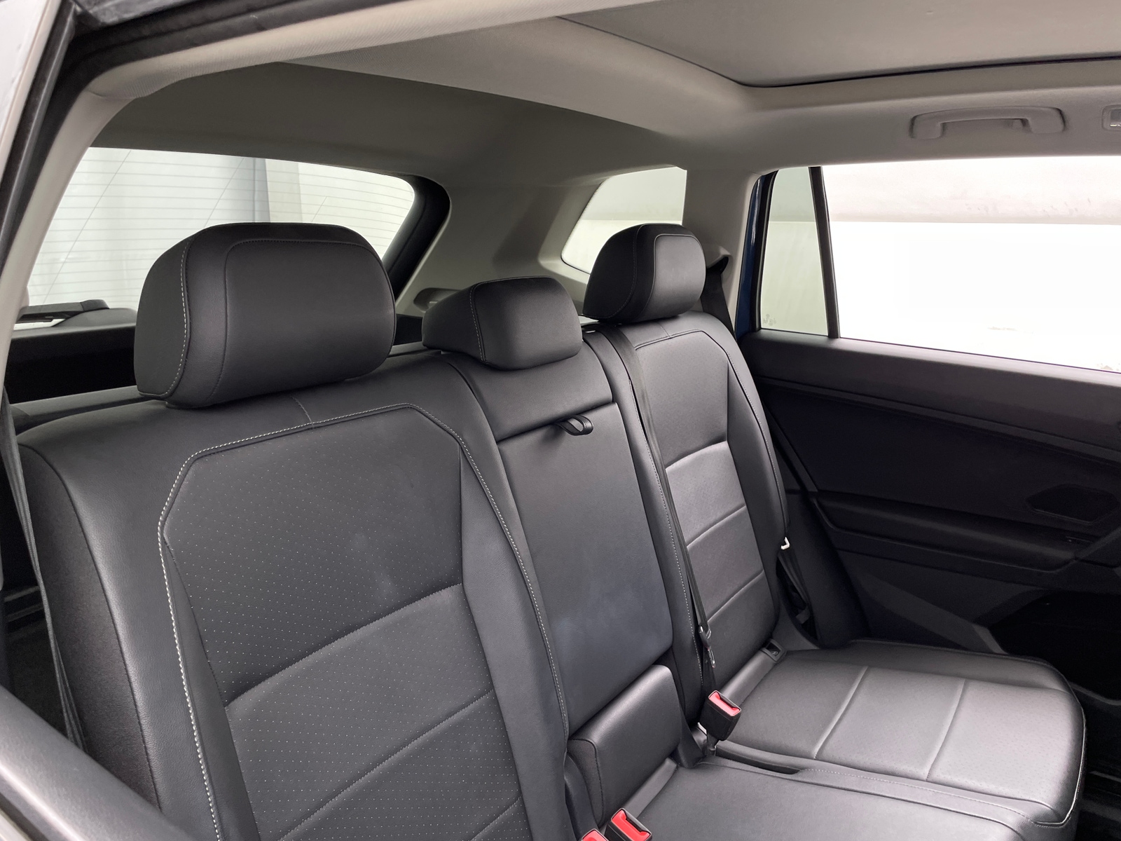 Thumbnail: 2019 Volkswagen Tiguan - 5