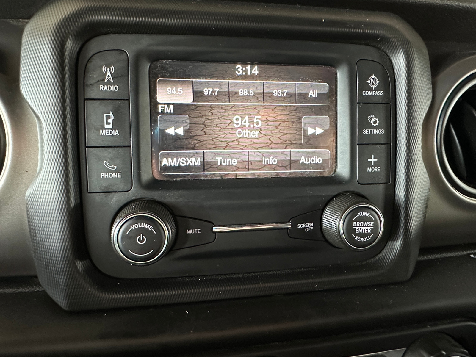 Thumbnail: 2018 Jeep Wrangler - 4