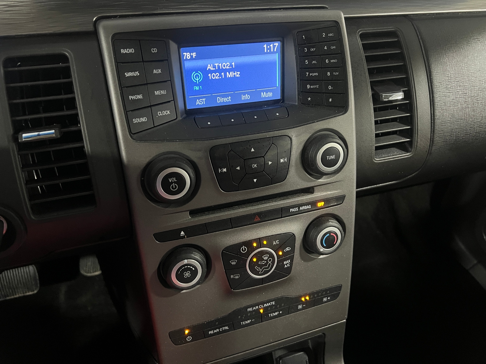 Thumbnail: 2019 Ford Flex - 4