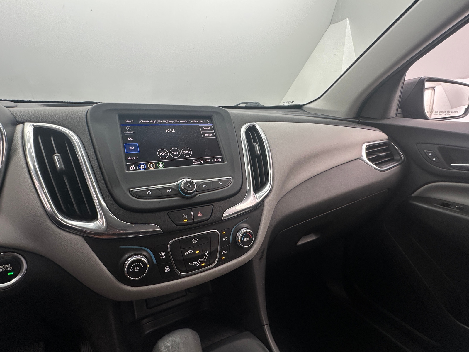 Thumbnail: 2023 Chevrolet Equinox - 4