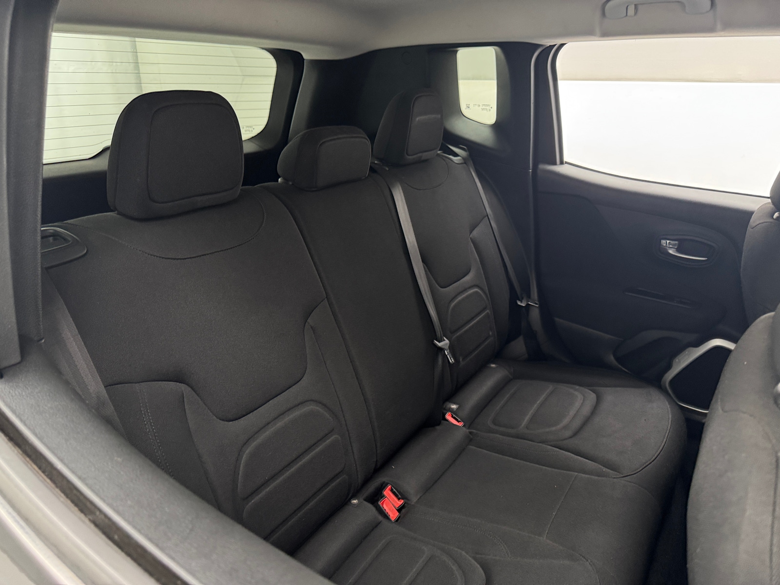 Thumbnail: 2018 Jeep Renegade - 6