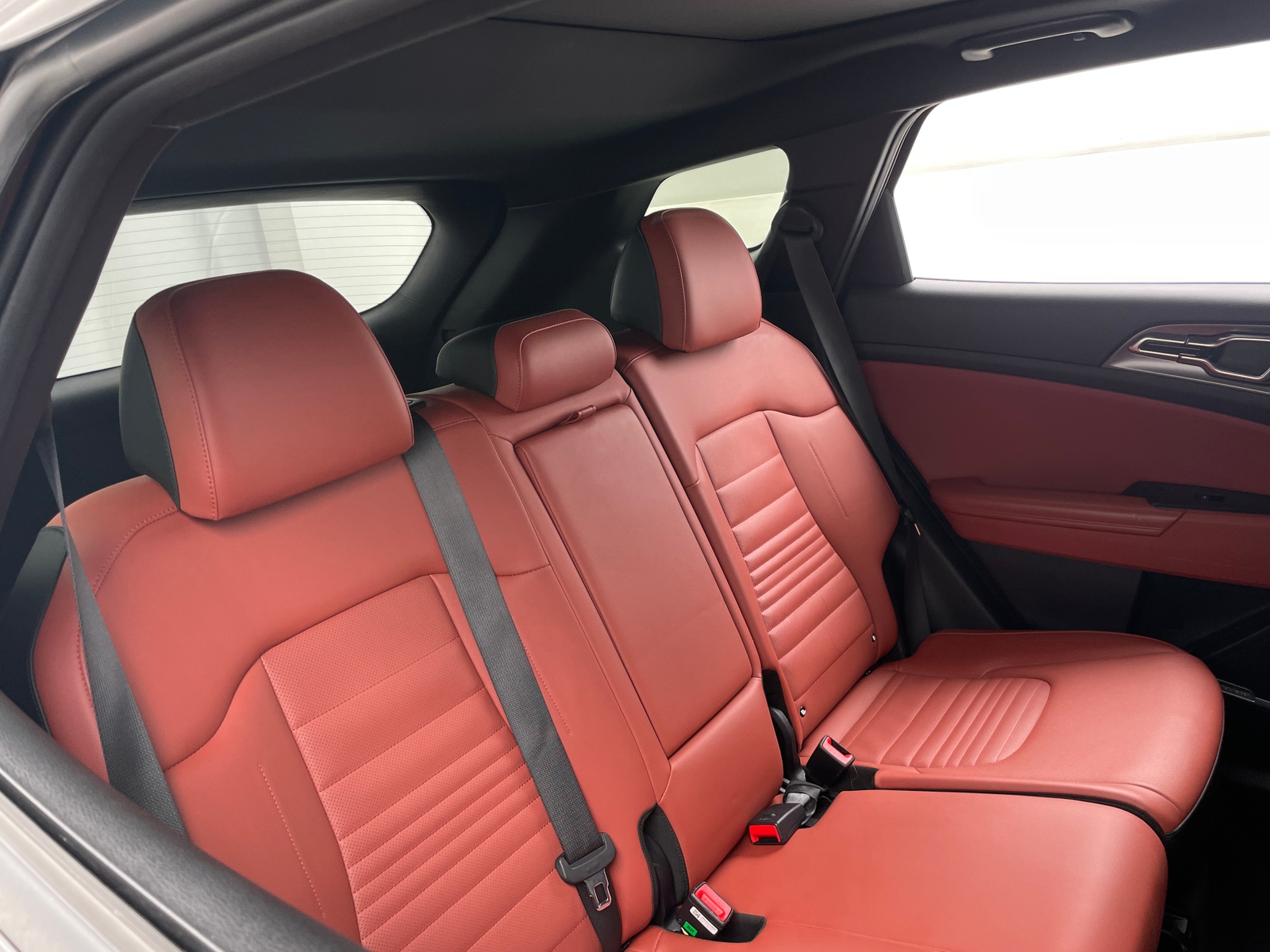 Thumbnail: 2023 Kia Sportage - 5