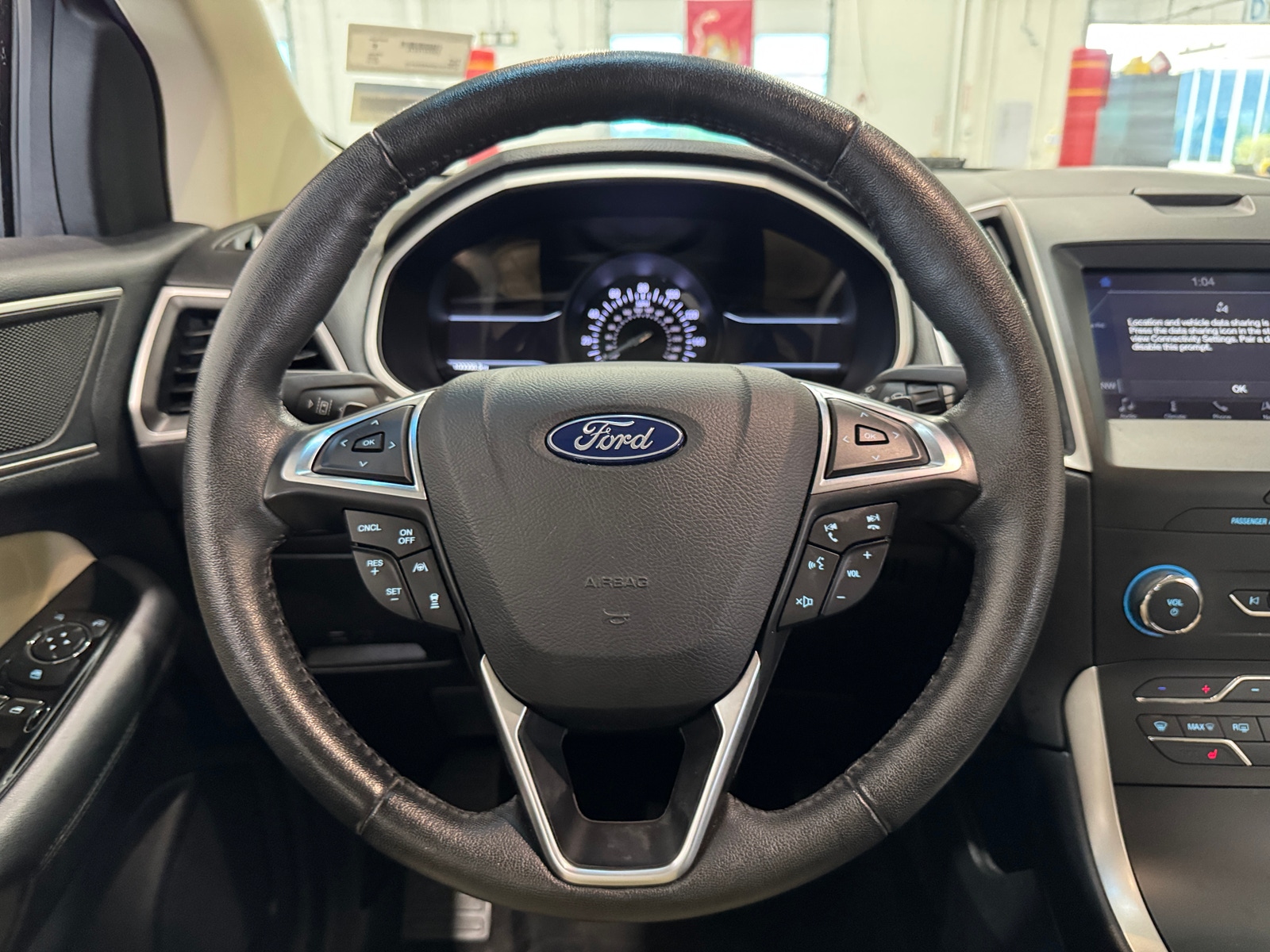 Thumbnail: 2019 Ford Edge - 4