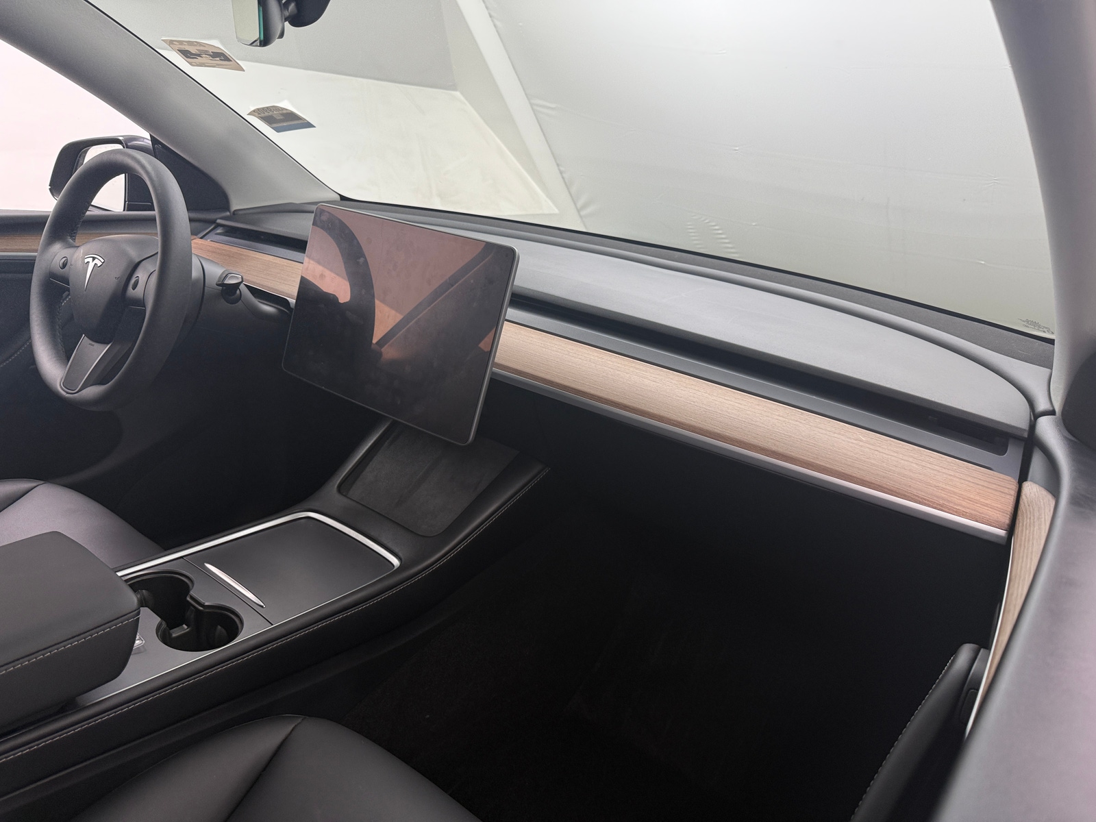 Thumbnail: 2024 Tesla Model Y - 2