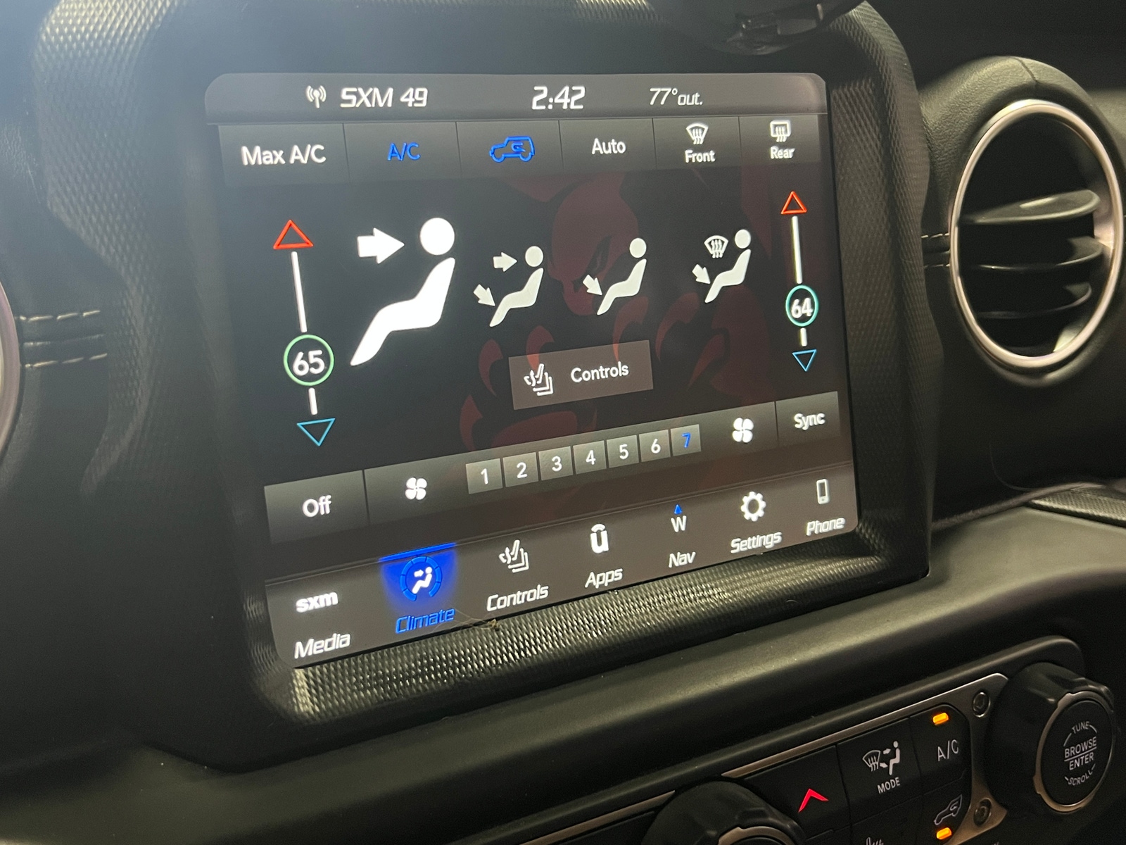 Thumbnail: 2021 Jeep Wrangler - 3