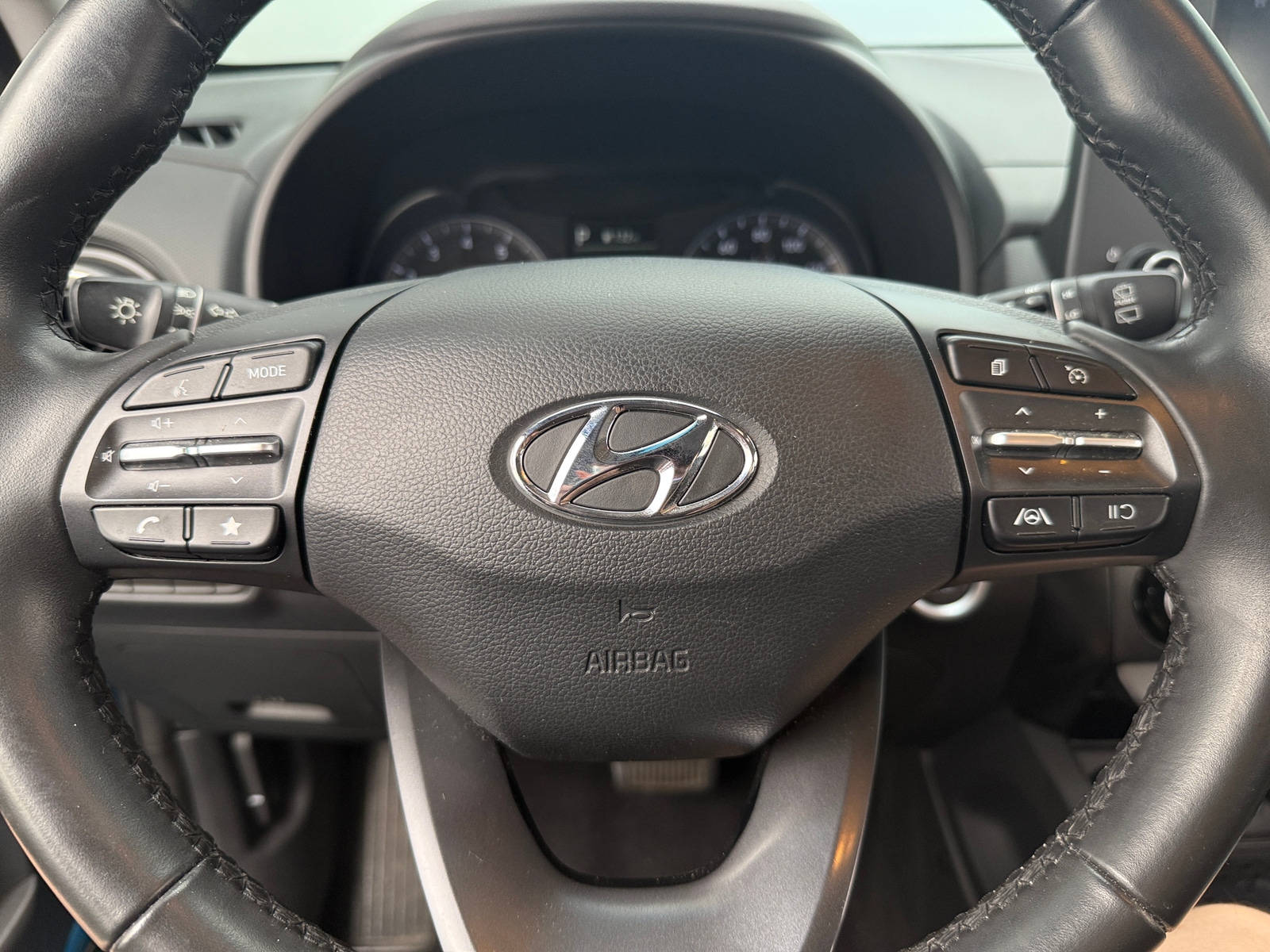Thumbnail: 2022 Hyundai Kona - 5