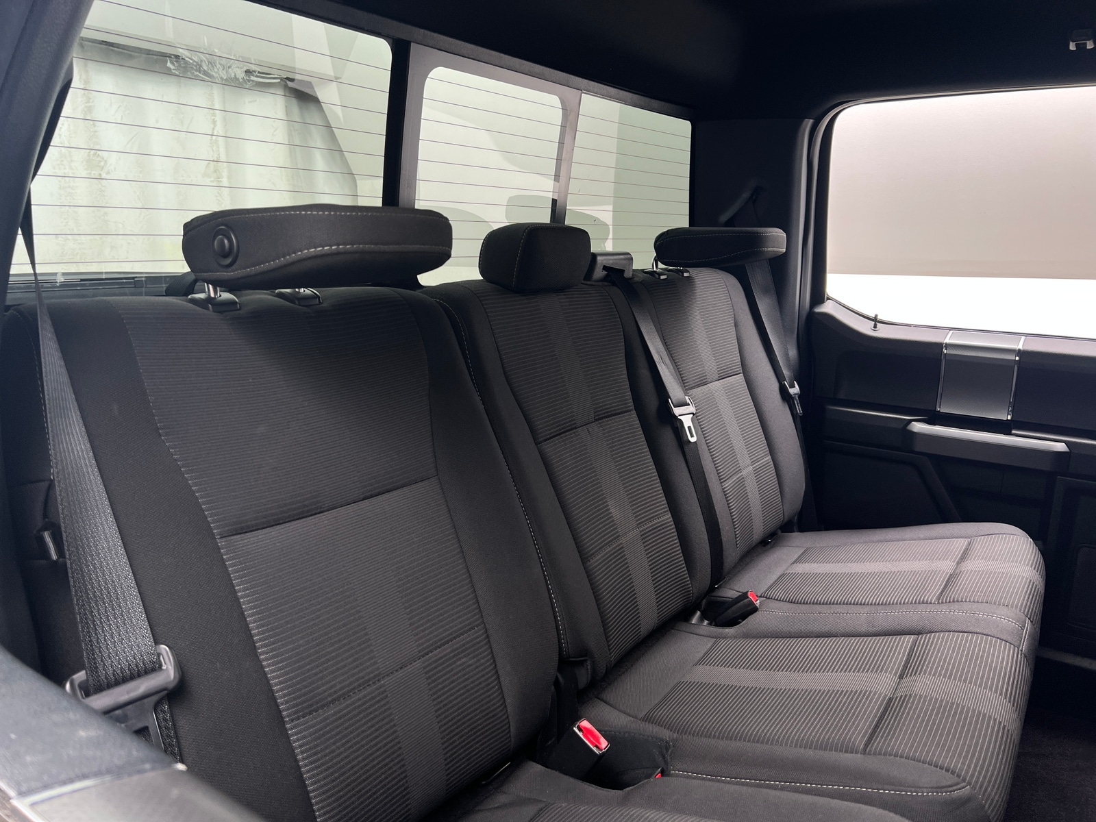 Thumbnail: 2017 Ford Econoline - 6