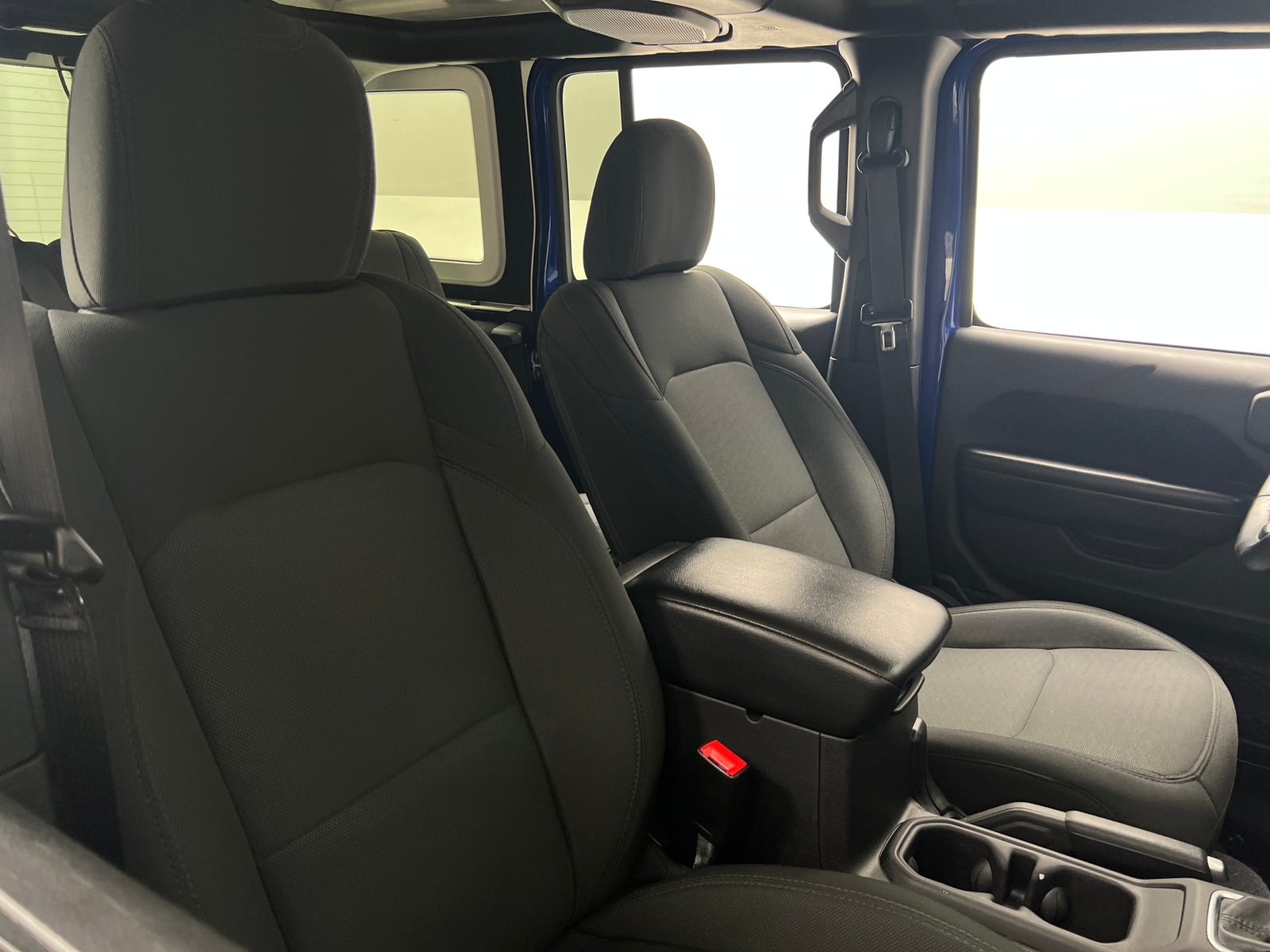 Thumbnail: 2019 Jeep Wrangler - 2