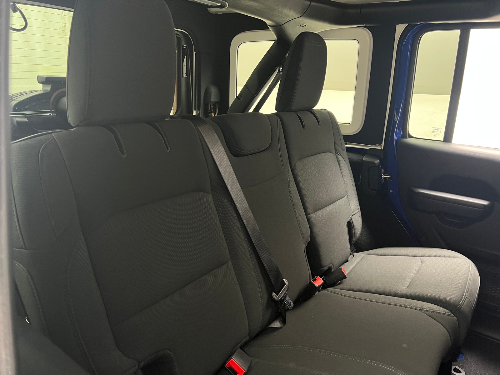 Thumbnail: 2019 Jeep Wrangler - 6