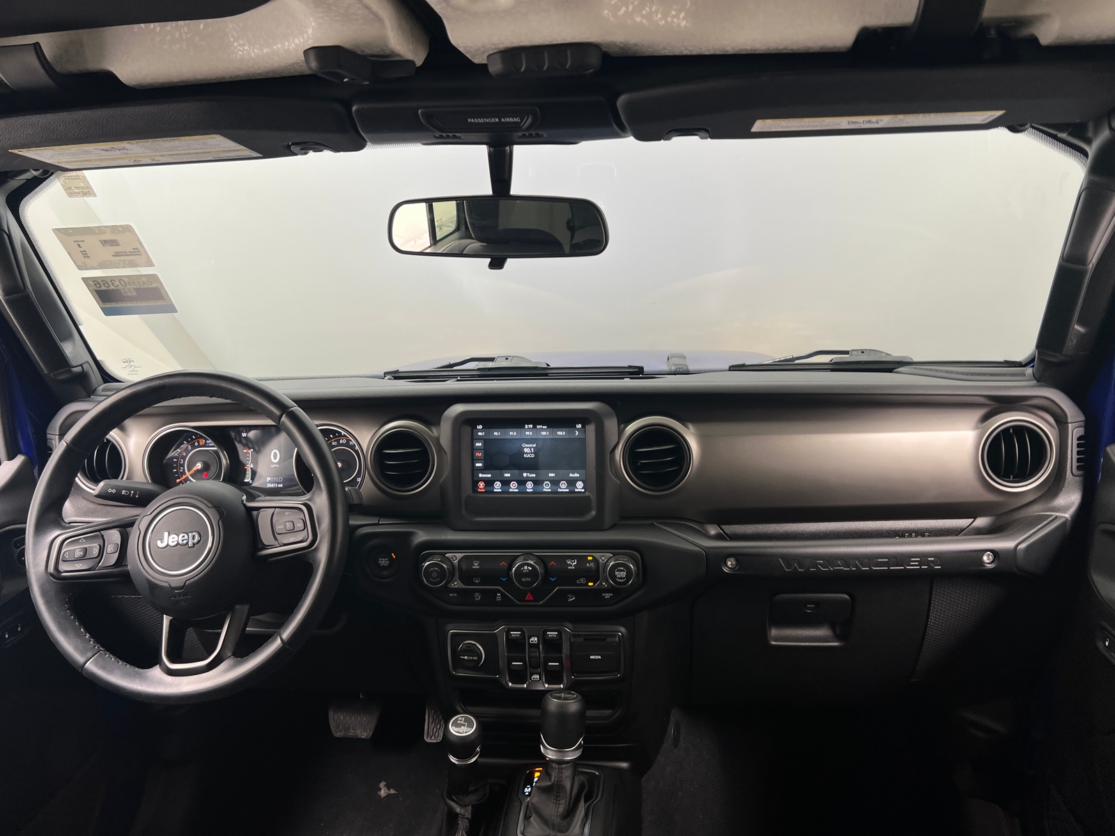Thumbnail: 2019 Jeep Wrangler - 3