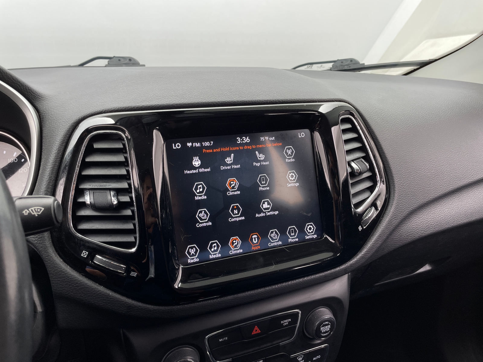 Thumbnail: 2020 Jeep Compass - 3
