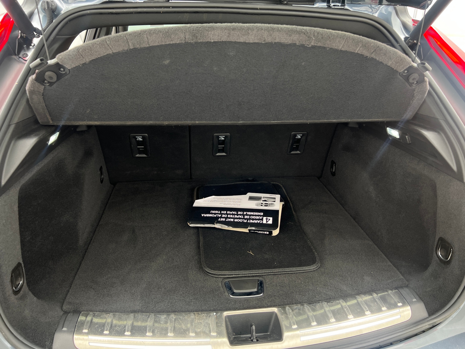 Thumbnail: 2021 Cadillac XT4 - 6