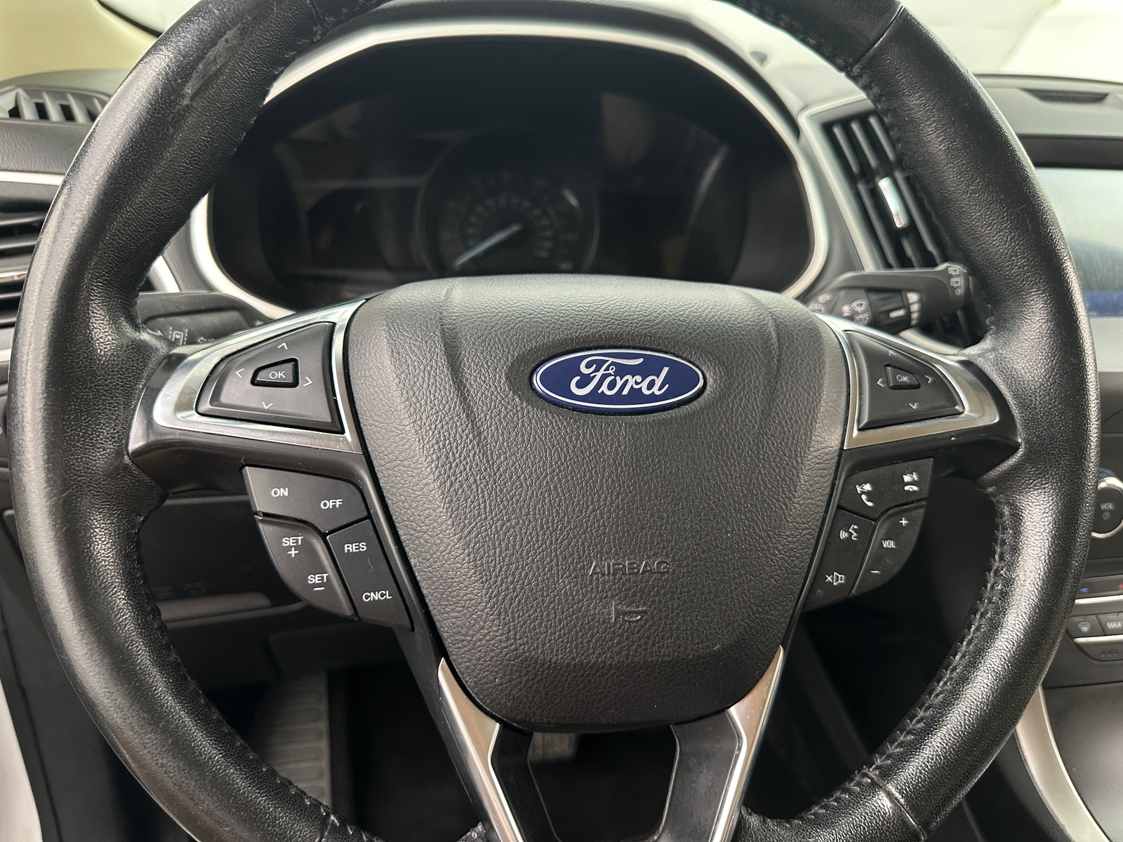 Thumbnail: 2020 Ford Edge - 4