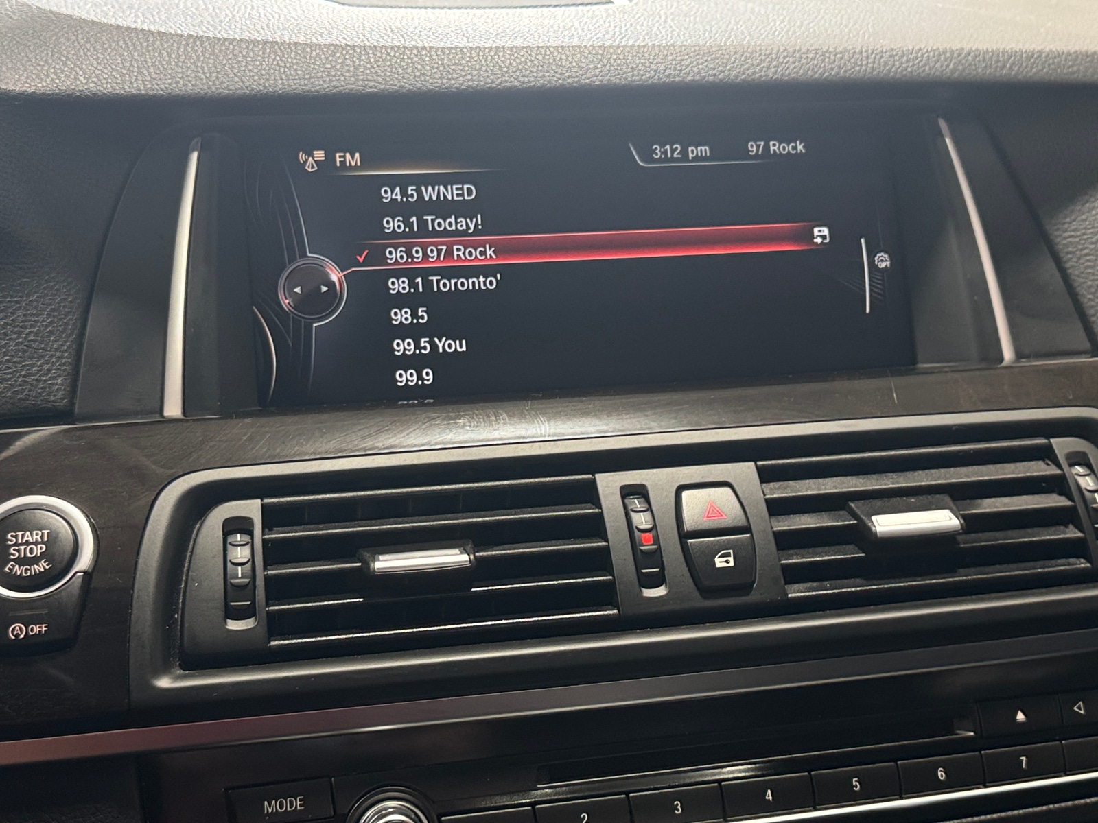 Thumbnail: 2016 BMW 5 Series - 3