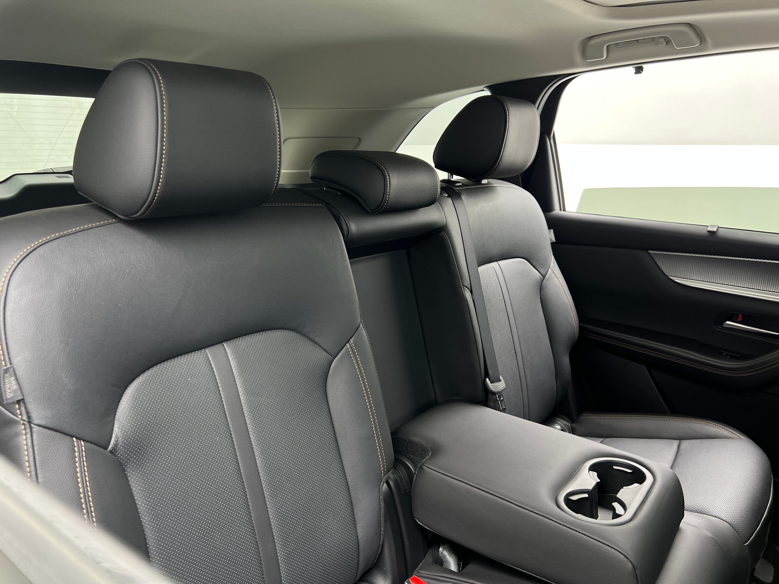 Thumbnail: 2025 Mazda CX-70 - 5