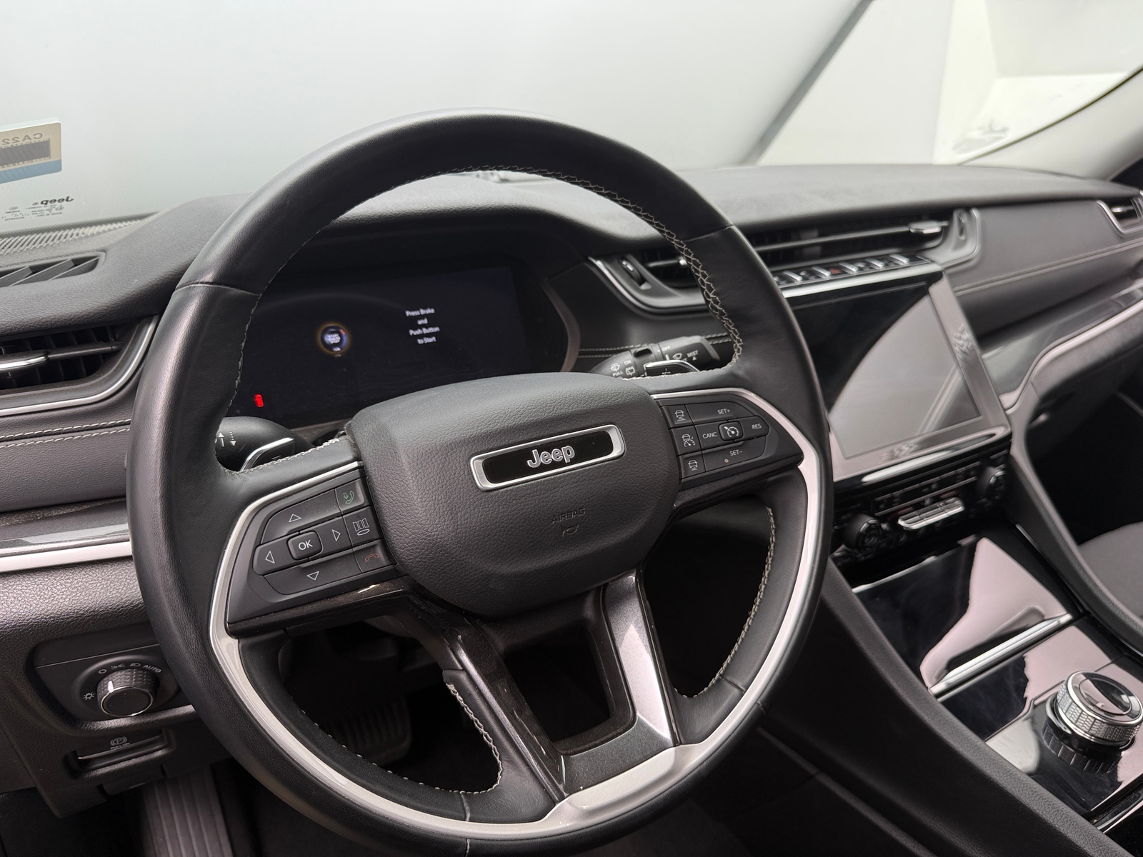 Thumbnail: 2022 Jeep Grand Cherokee - 5