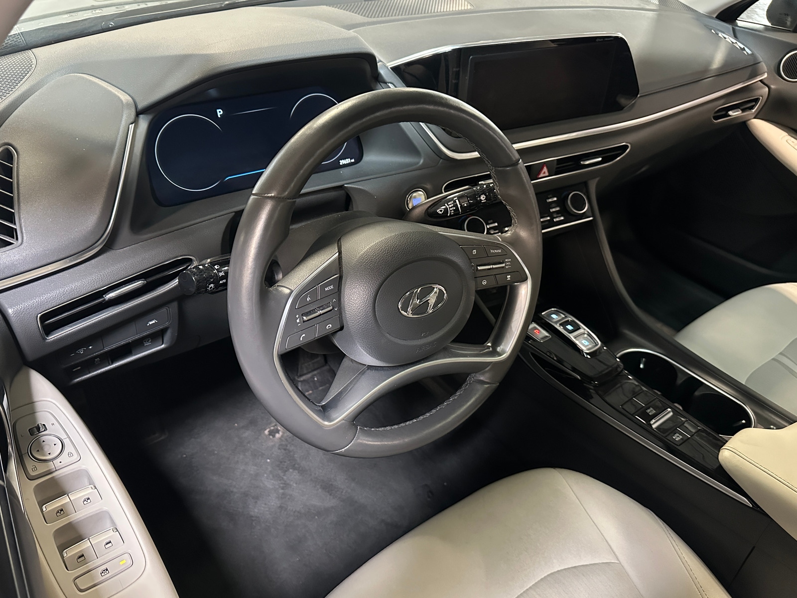 Thumbnail: 2023 Hyundai Sonata - 3
