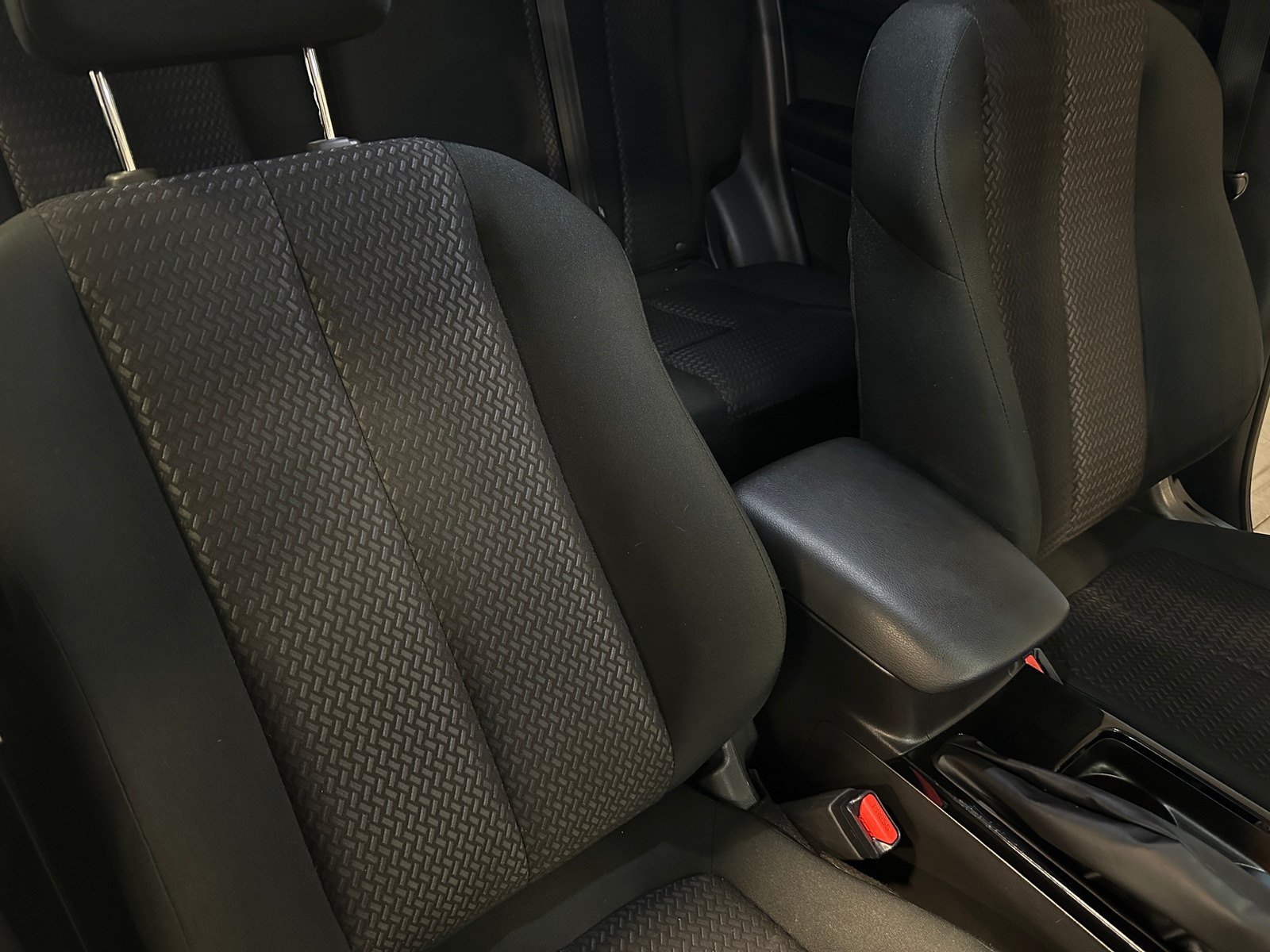 Thumbnail: 2023 Mitsubishi Eclipse Cross - 2