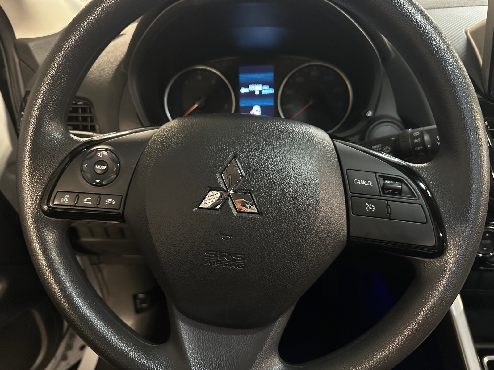 Thumbnail: 2023 Mitsubishi Eclipse Cross - 5