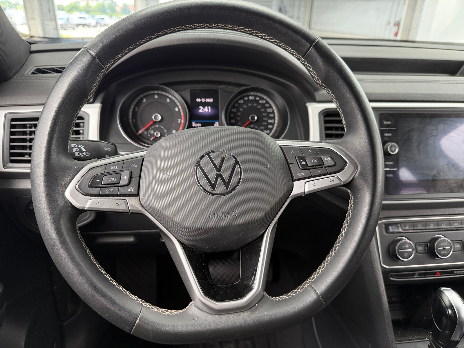 Thumbnail: 2021 Volkswagen Atlas - 4