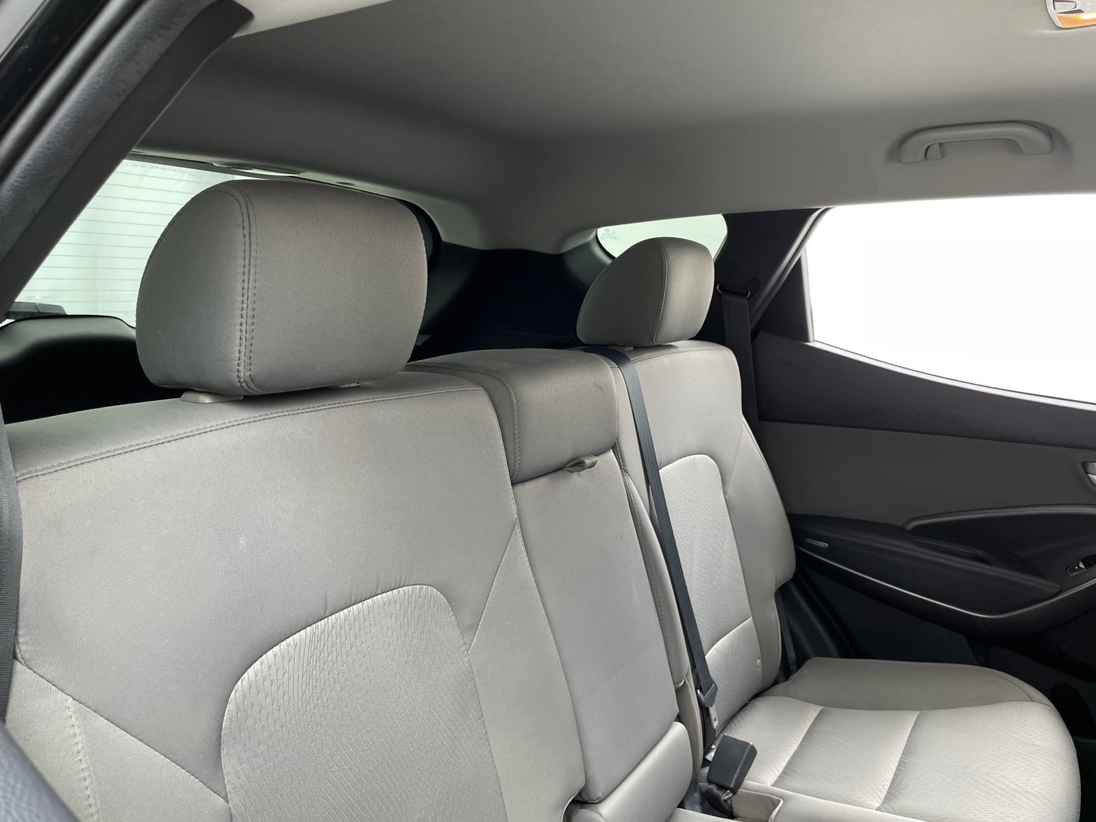 Thumbnail: 2017 Hyundai Santa Fe - 6