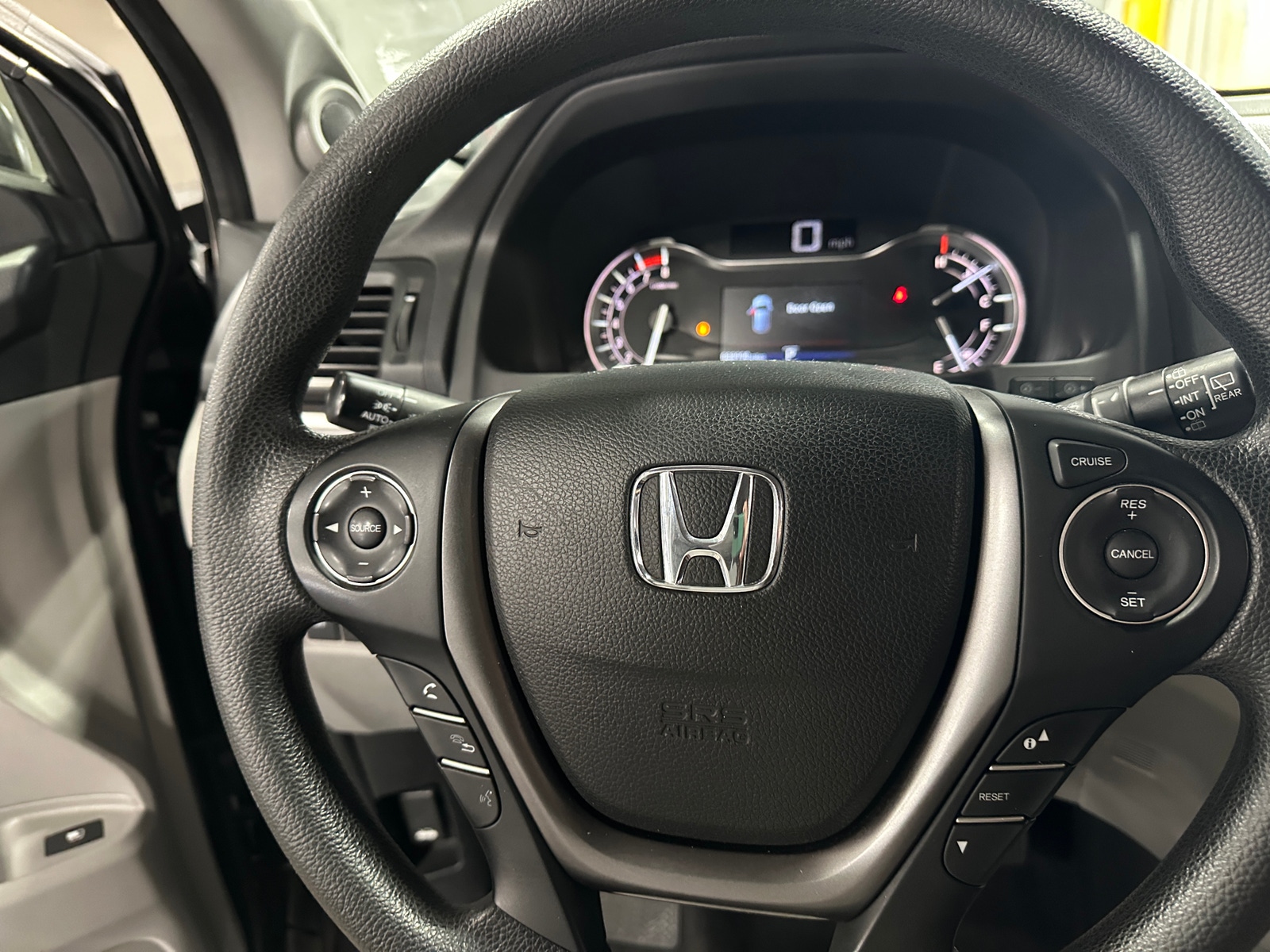 Thumbnail: 2018 Honda Pilot - 5