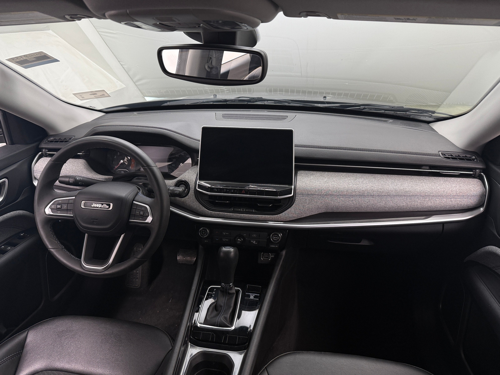 Thumbnail: 2022 Jeep Compass - 3