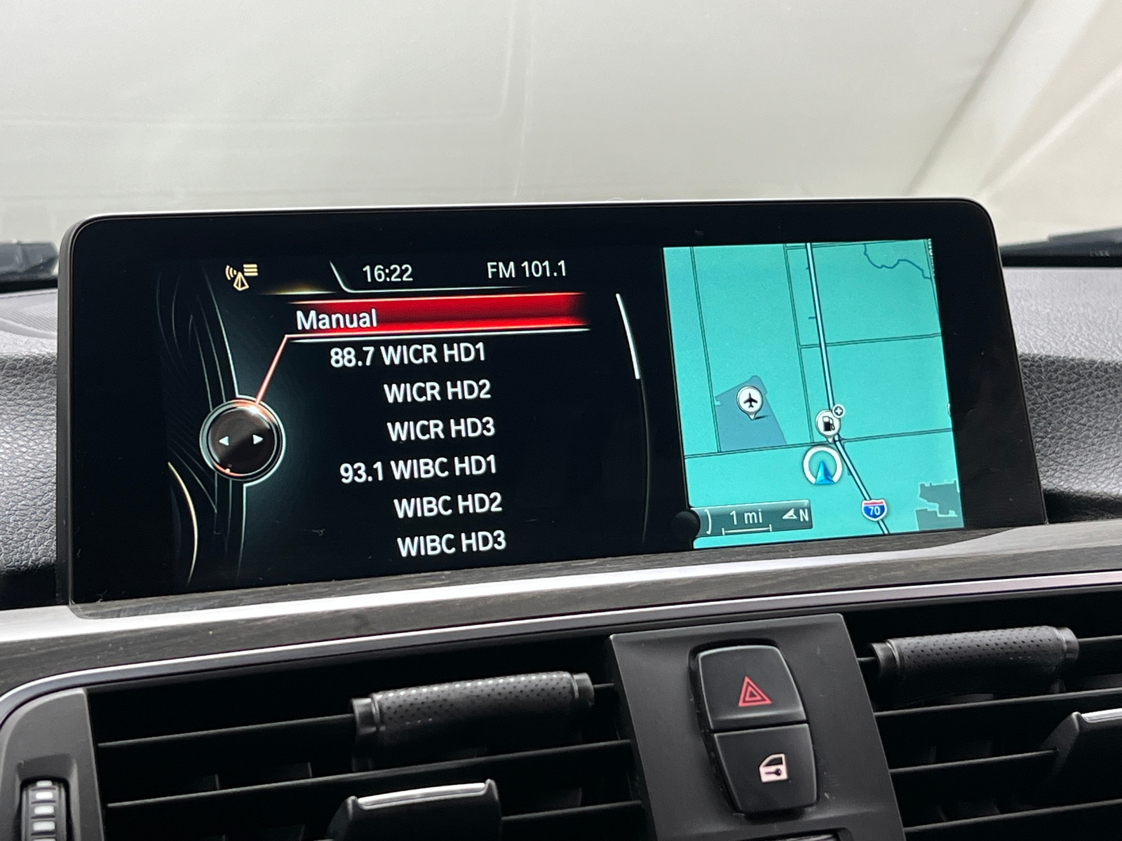Thumbnail: 2016 BMW 3 Series - 3