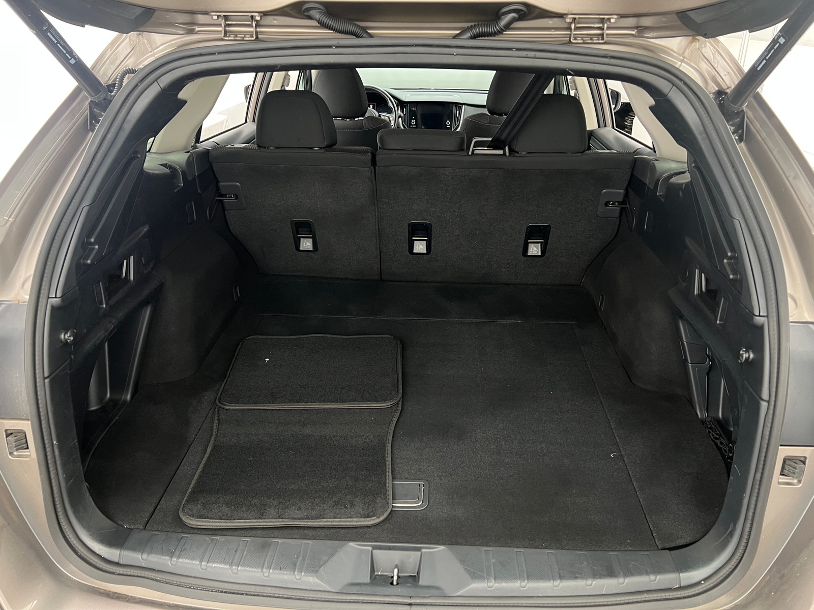 Thumbnail: 2022 Subaru Outback - 7
