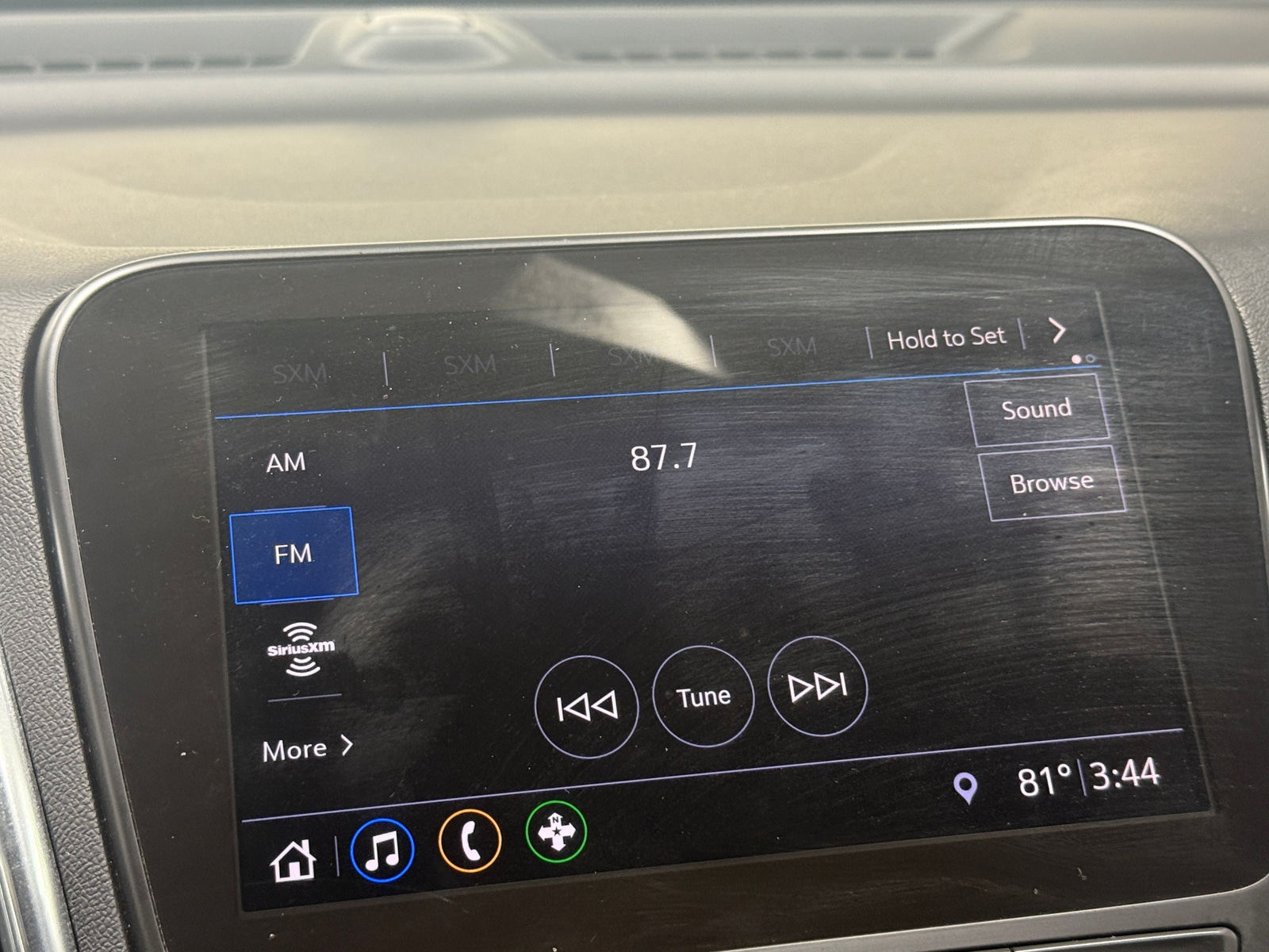 Thumbnail: 2020 Chevrolet Equinox - 3