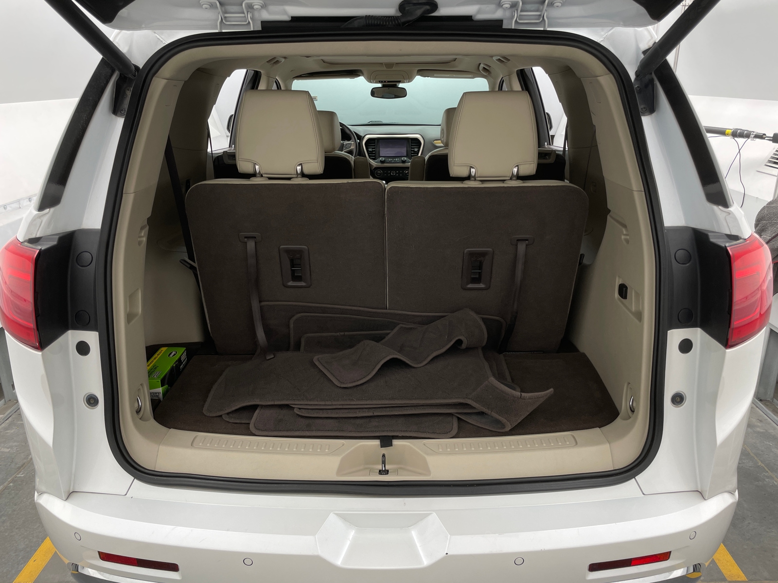 Thumbnail: 2018 GMC Acadia - 6