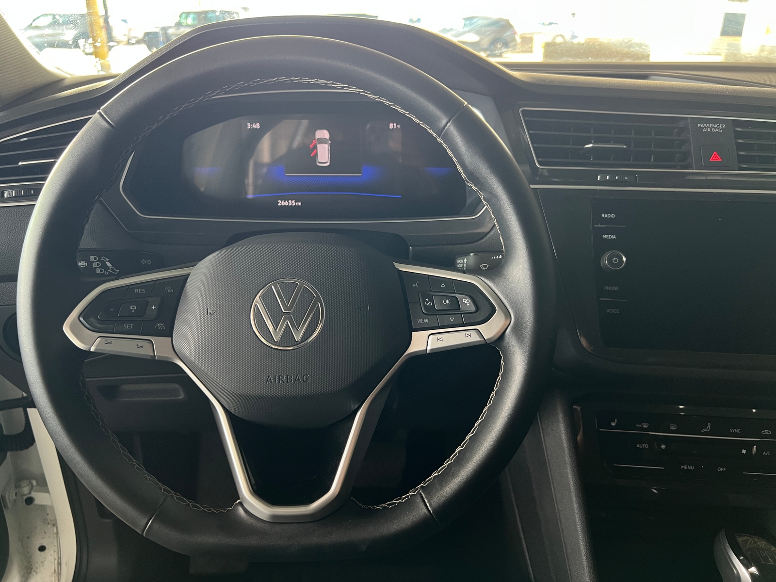 Thumbnail: 2024 Volkswagen Tiguan - 4
