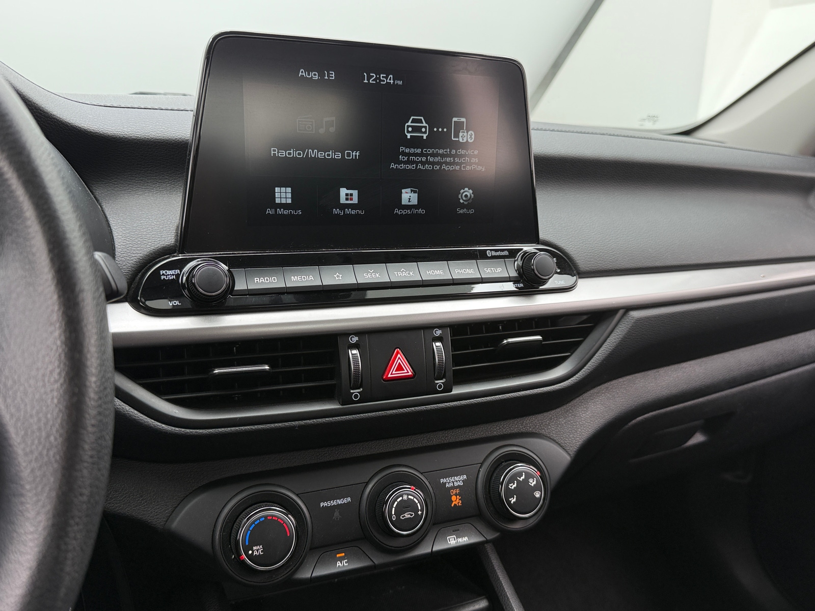 Thumbnail: 2021 Kia Forte - 4