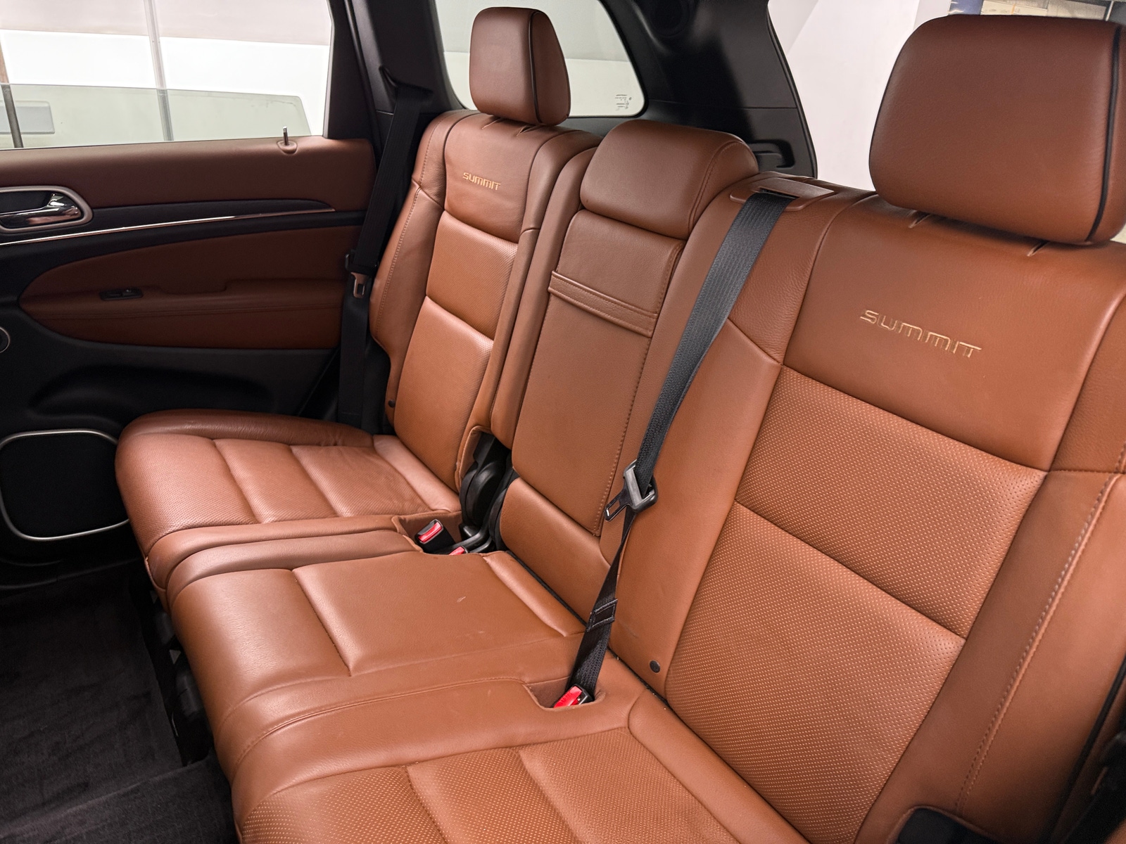Thumbnail: 2018 Jeep Grand Cherokee - 5