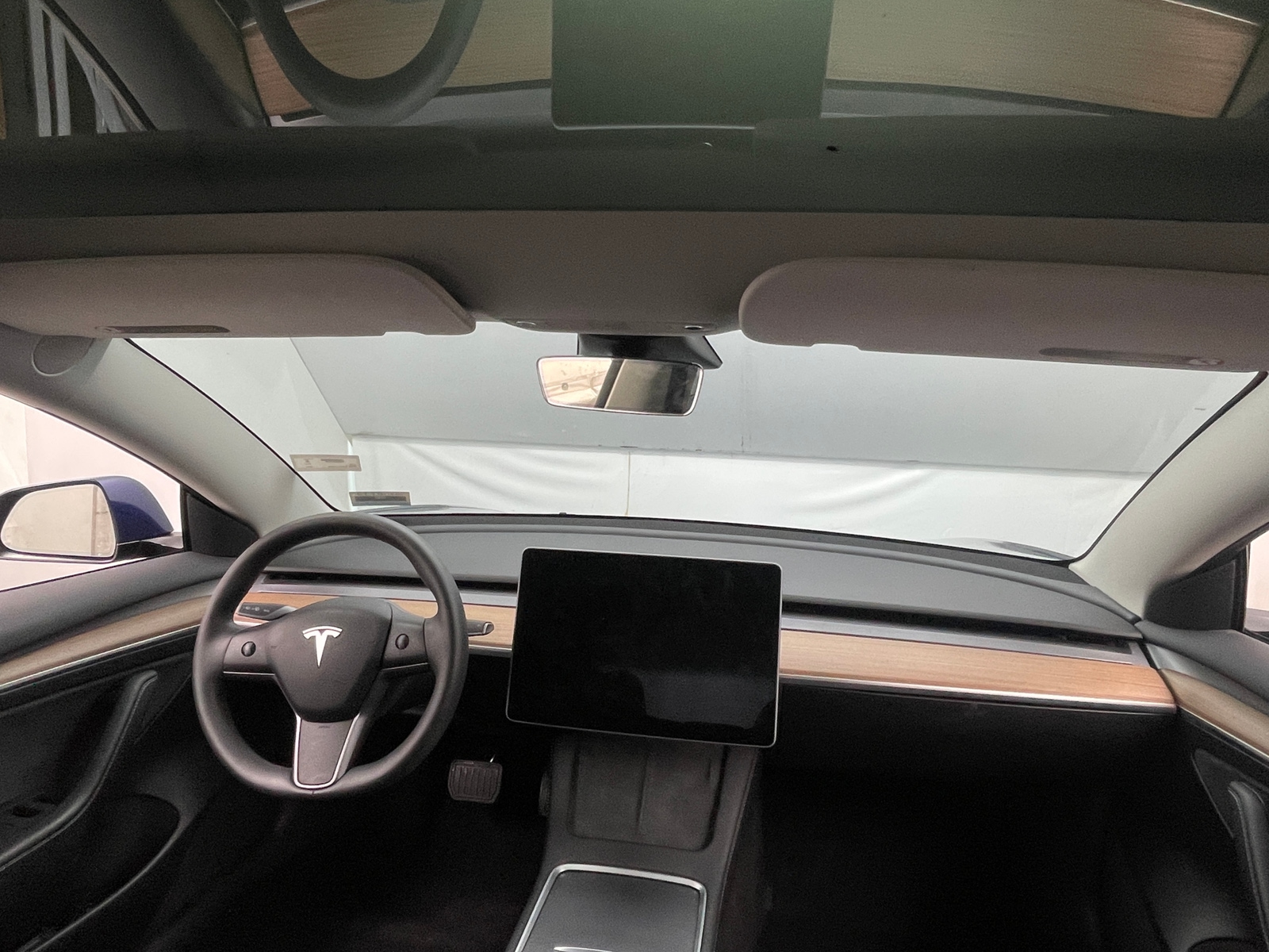 Thumbnail: 2023 Tesla Model 3 - 2