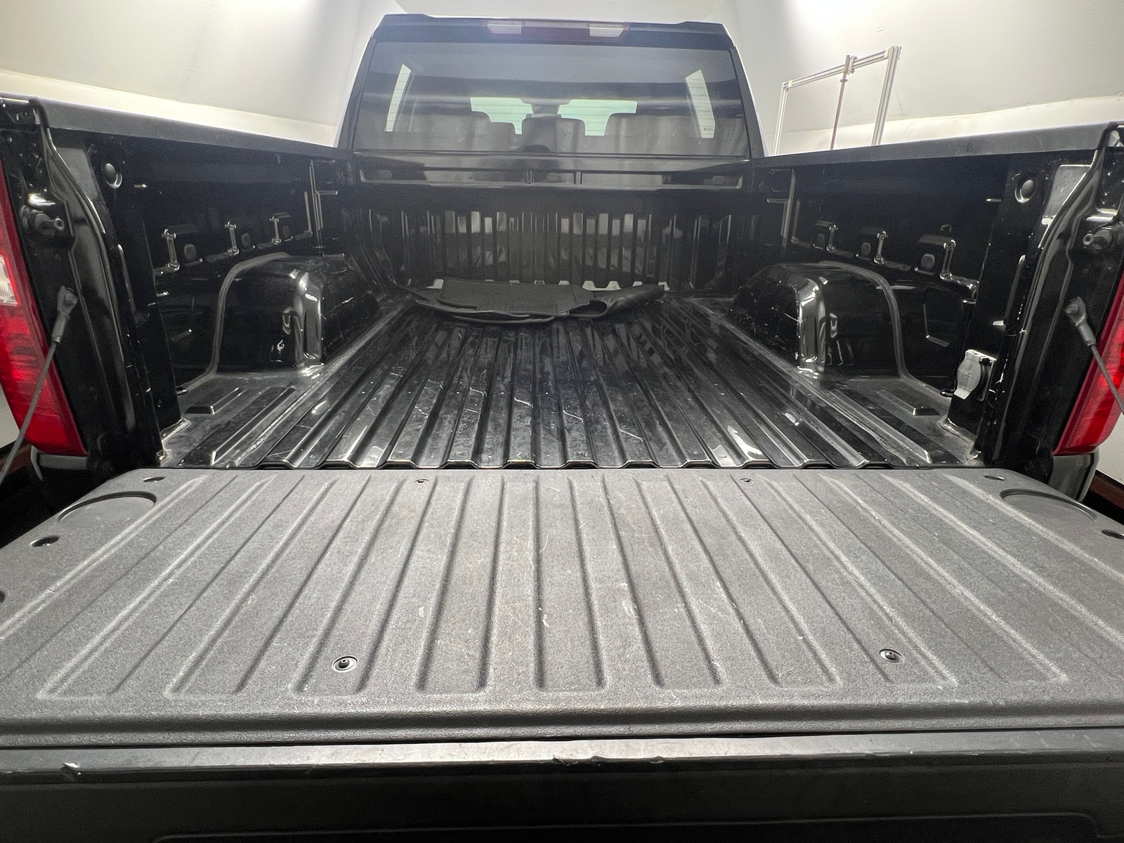 Thumbnail: 2023 Chevrolet Silverado 1500 - 7