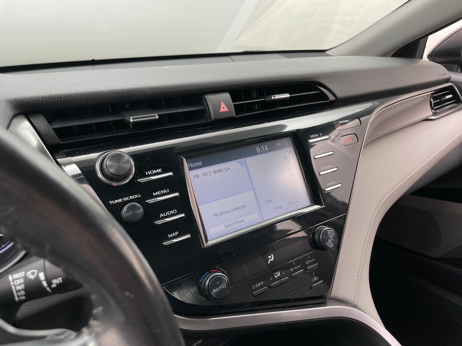 Thumbnail: 2019 Toyota Camry - 4